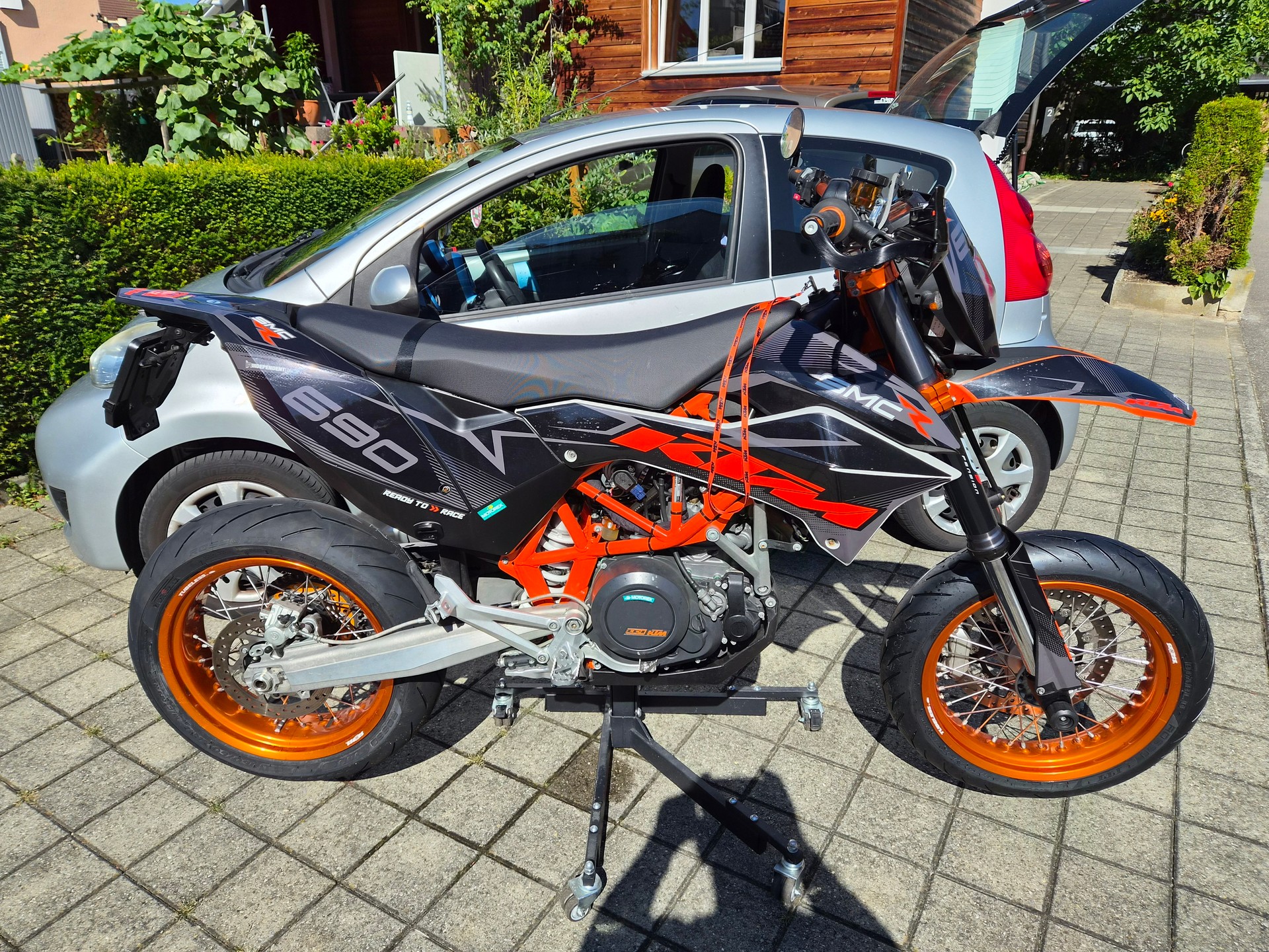 KTM 690 SMC R-image-8