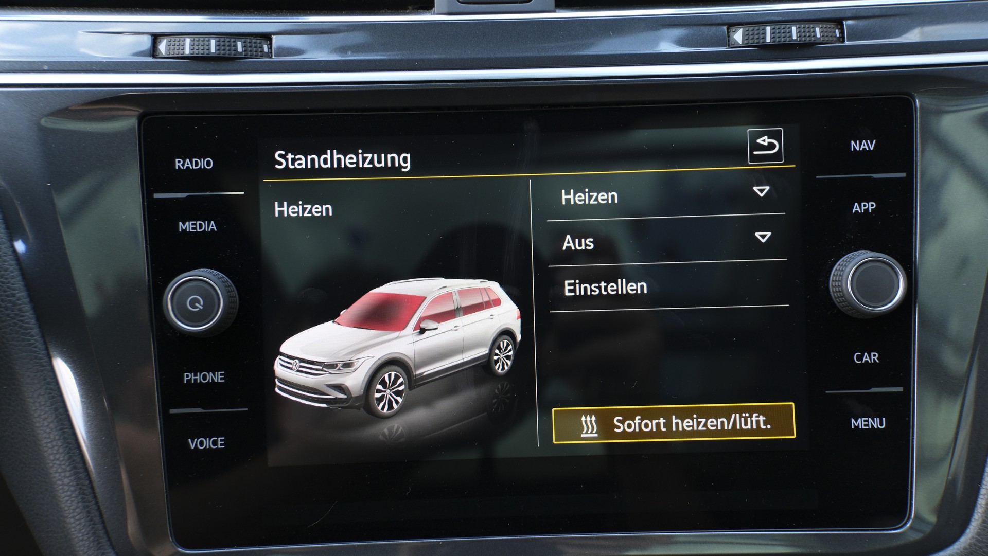 VW Tiguan Allspace 2.0TSI R-Line 4Motion DSG-image-7