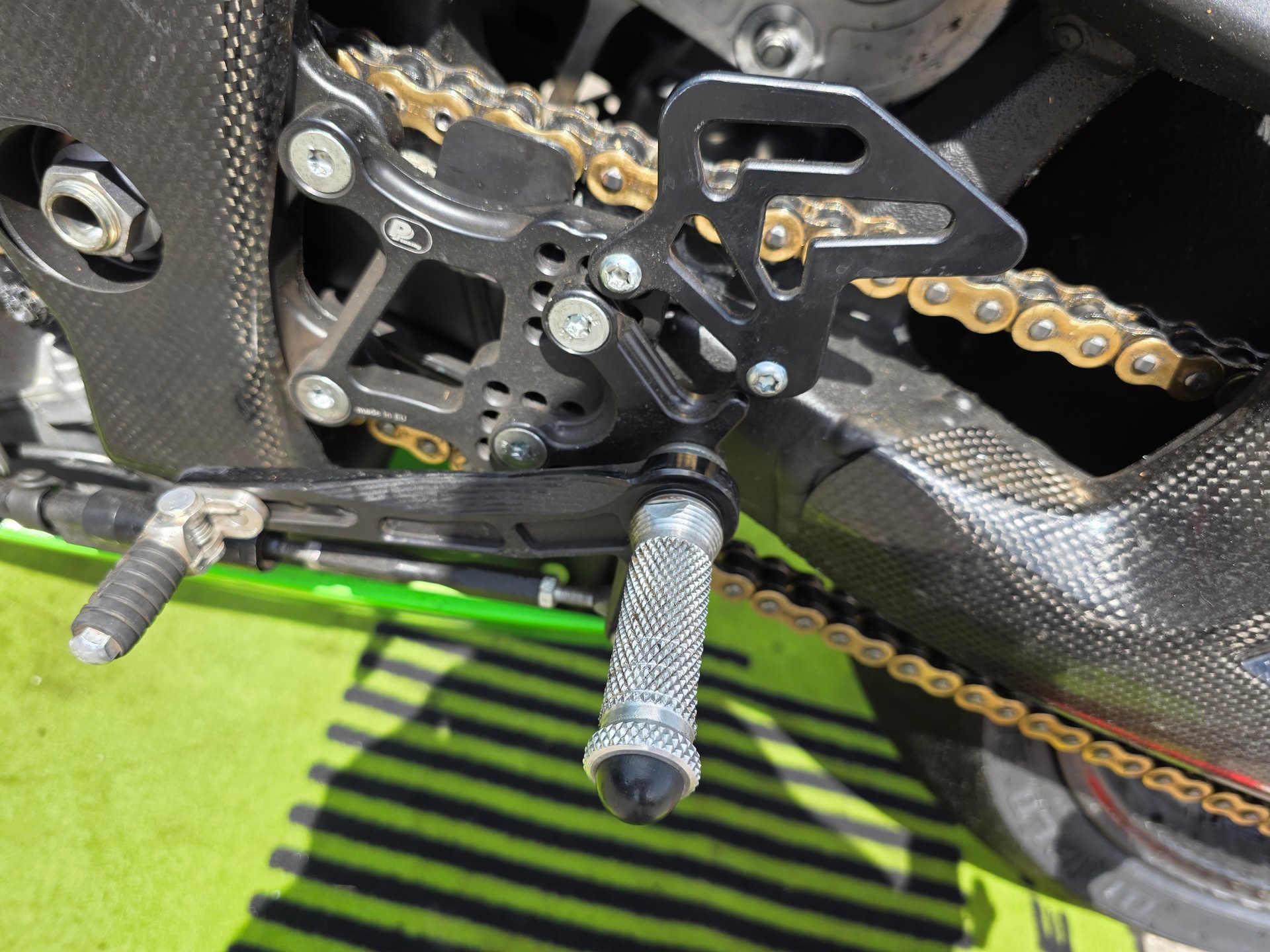 KAWASAKI NINJA ZX-10R KUNDENAUFTRAG-image-8