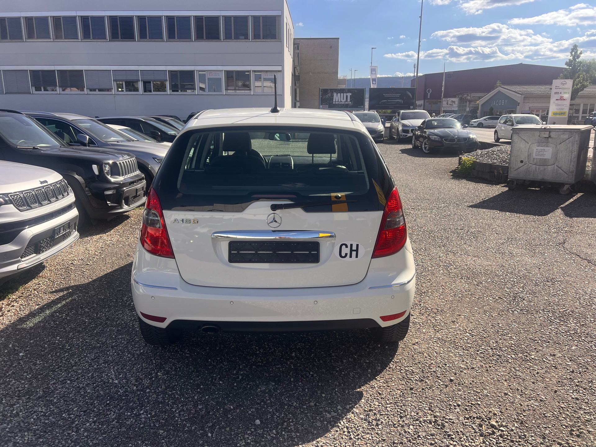 MERCEDES-BENZ A 180 Avantgarde Selection Autotronic-showroom-element-3