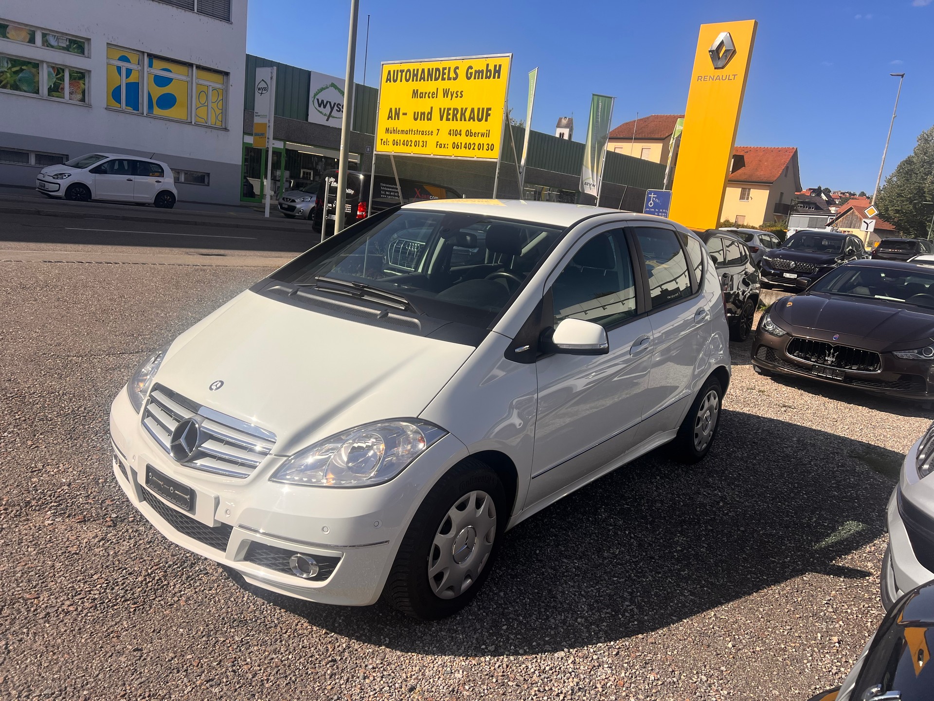 MERCEDES-BENZ A 180 Avantgarde Selection Autotronic-showroom-element-2