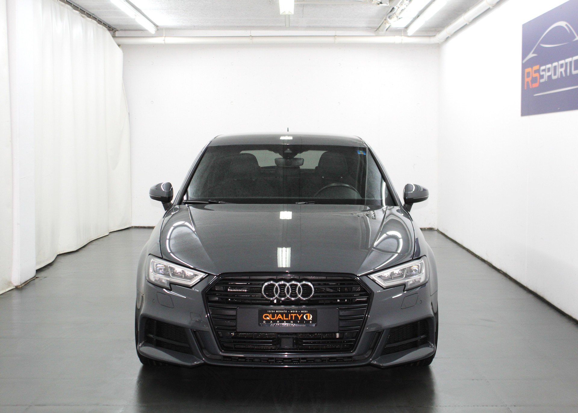 AUDI A3 Sportback 2.0 TFSI Sport quattro S-tronic S line Sportpaket / CH-Fahrzeug-showroom-element-2