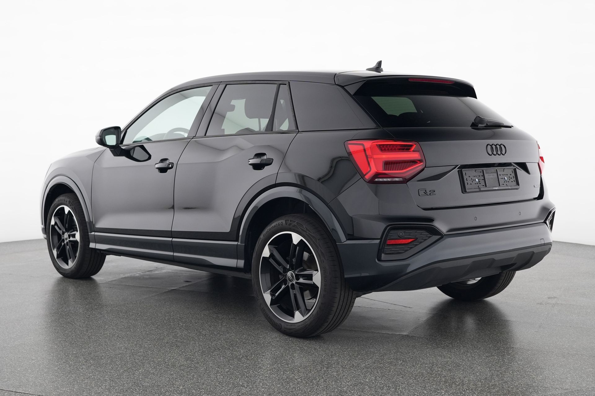 AUDI Q2 40 TFSI advanced Attraction quattro S-tronic-showroom-element-3