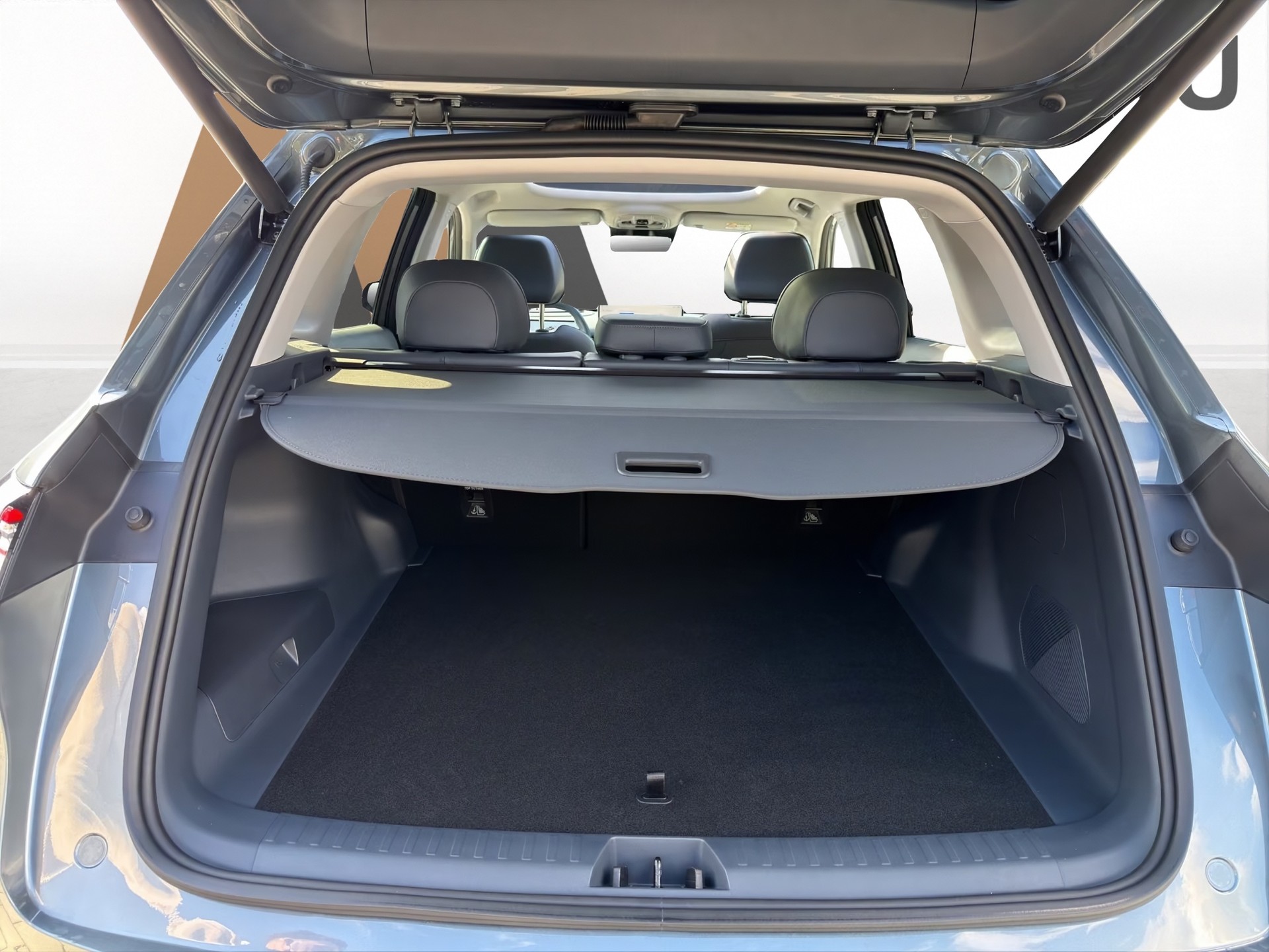 GEELY Starray EM-i Max+ PHEV-image-11