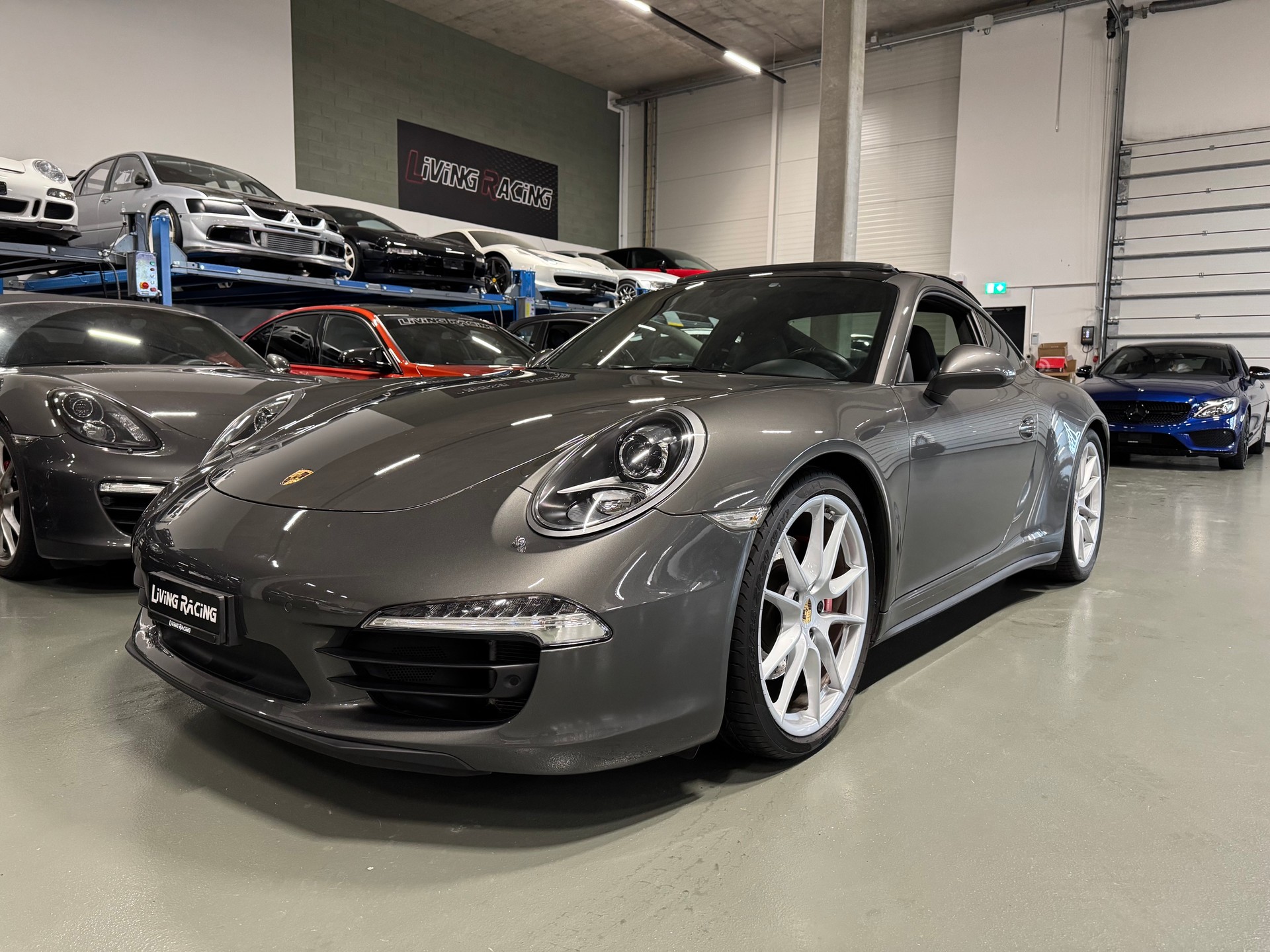 PORSCHE 911 Carrera 4S PDK