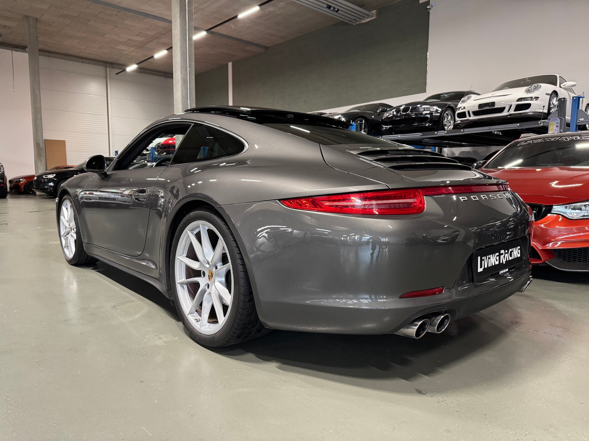 PORSCHE 911 Carrera 4S PDK-showroom-element-2