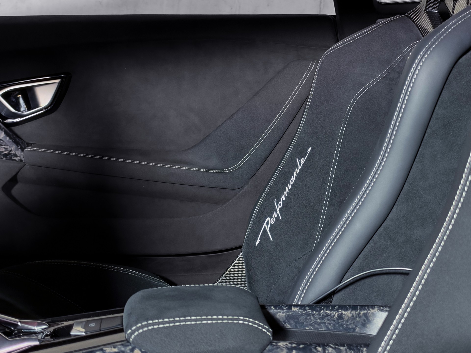 LAMBORGHINI Huracan LP640-4 Coupé Performante DCT-image-25