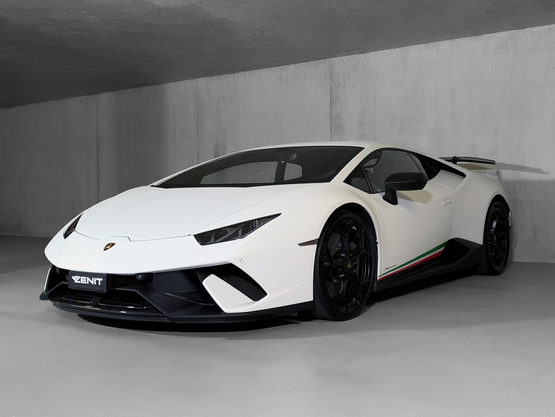 LAMBORGHINI Huracan LP640-4 Coupé Performante DCT-image-4