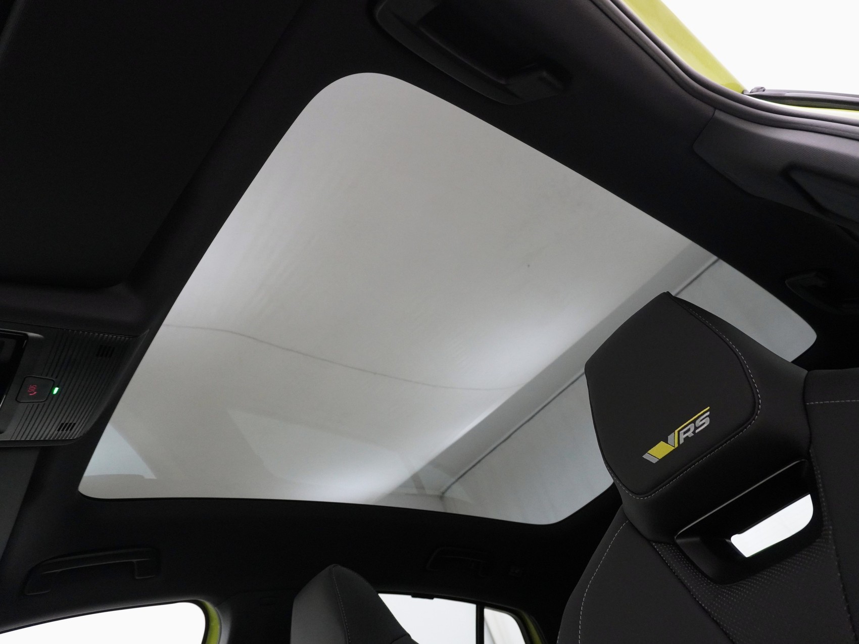 SKODA Enyaq iV Coupé RS 80 4x4 Suite-image-26