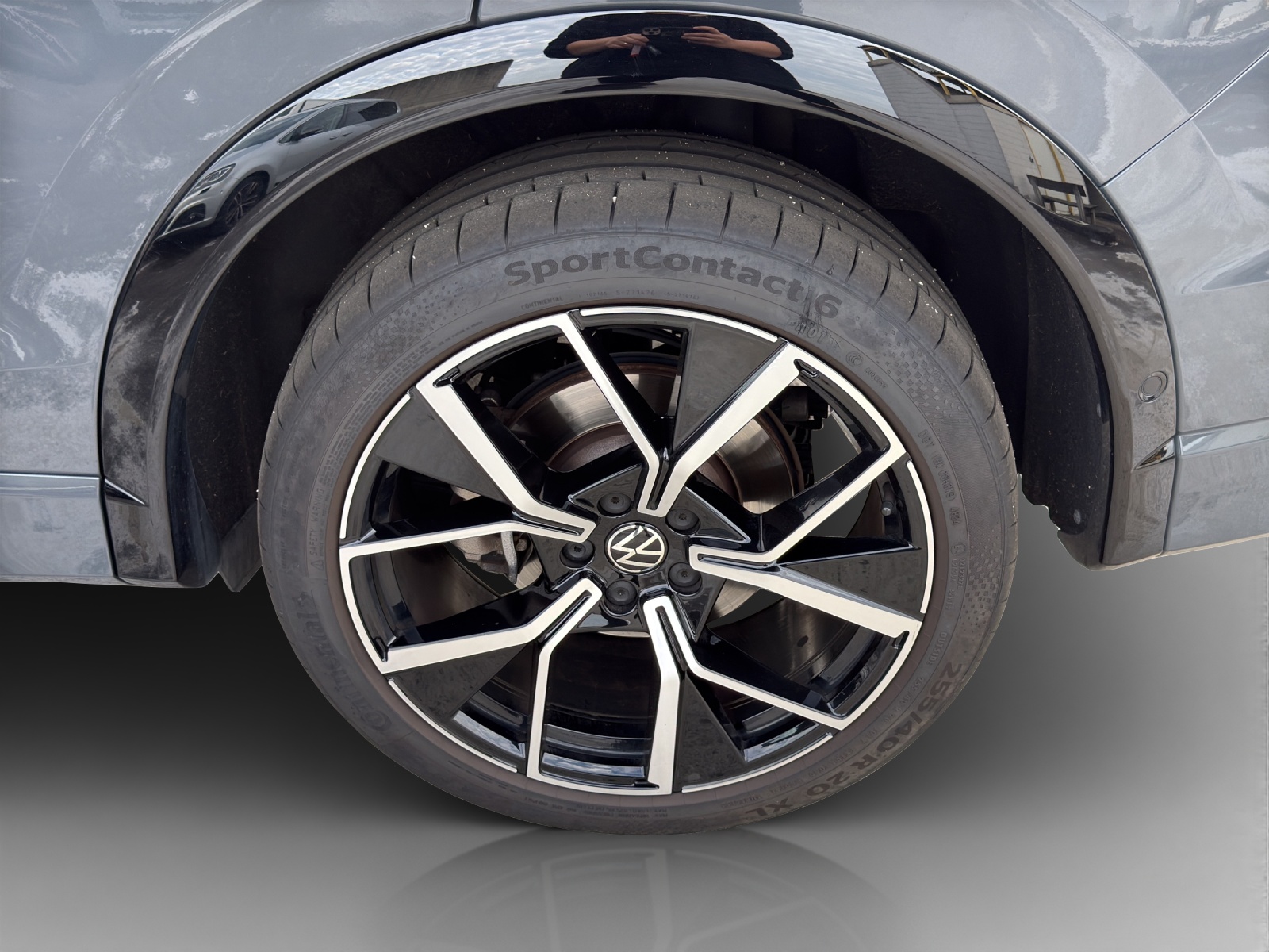 VW Tiguan 2.0 TSI DSG R-Line 4Motion-image-14