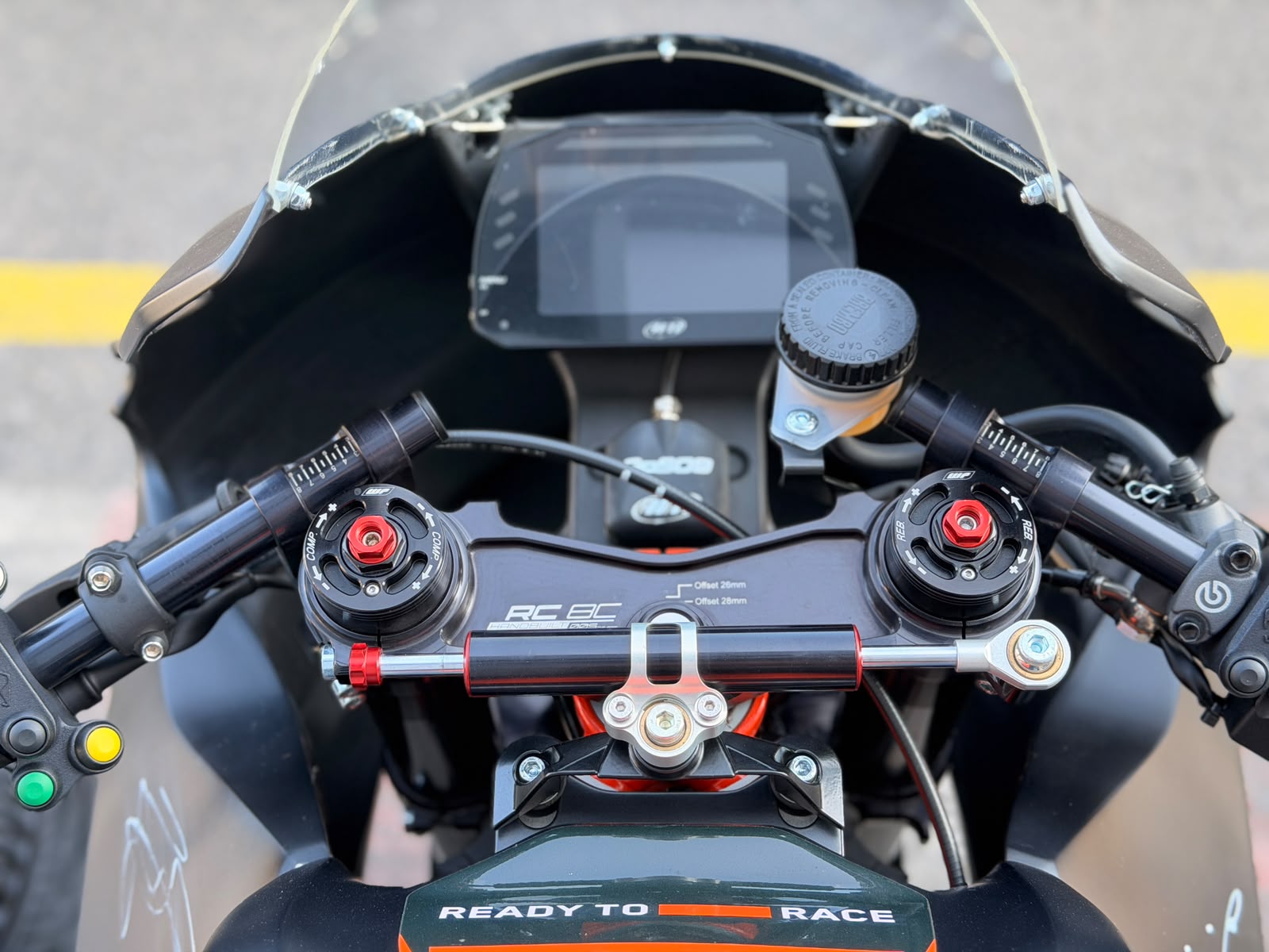 KTM RC 8-image-9