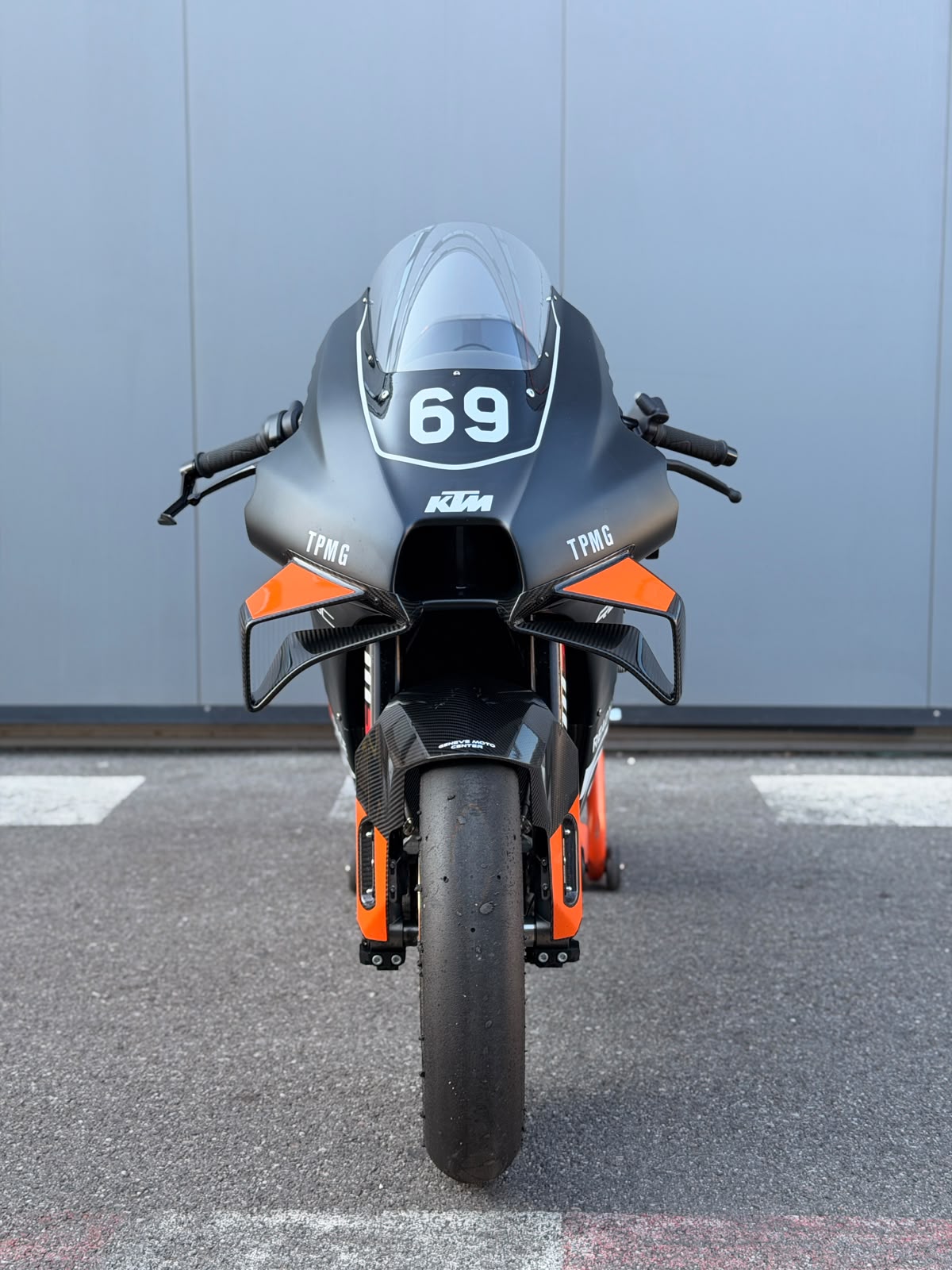 KTM RC 8-image-4