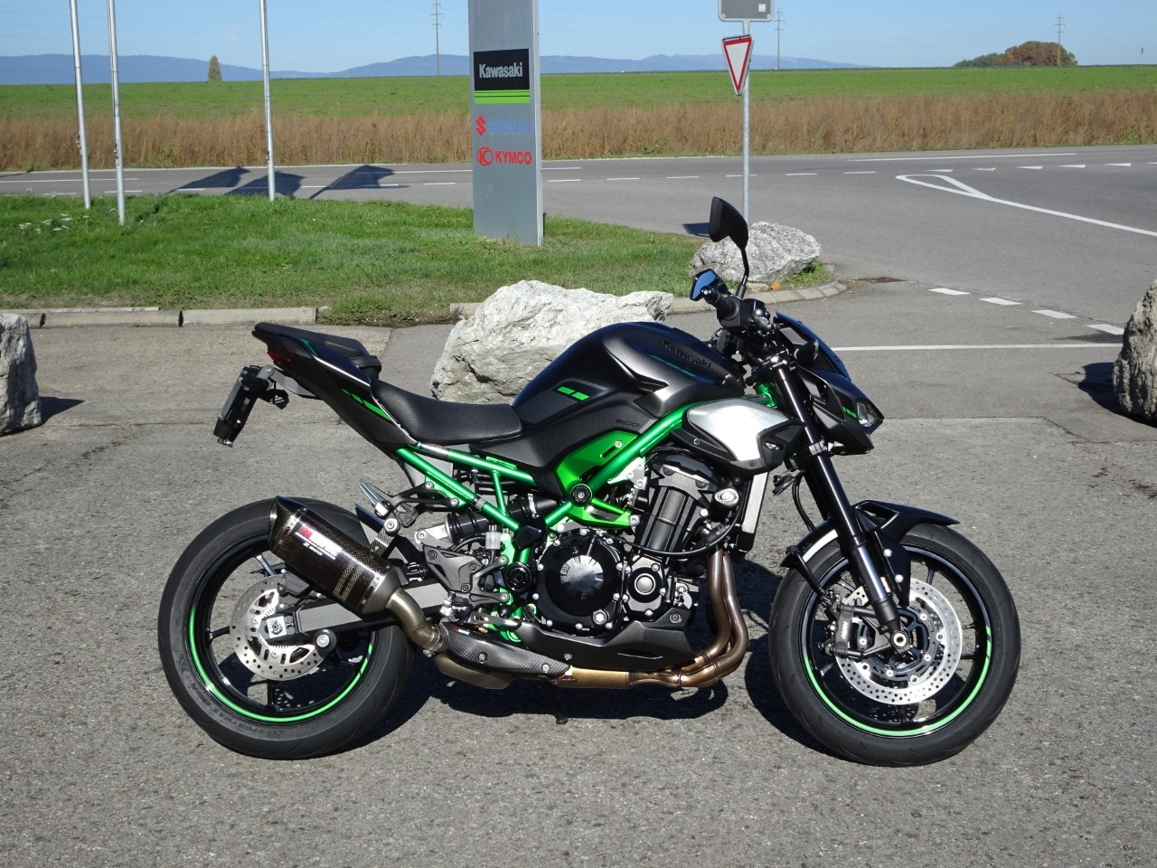 KAWASAKI Z 900-image-1