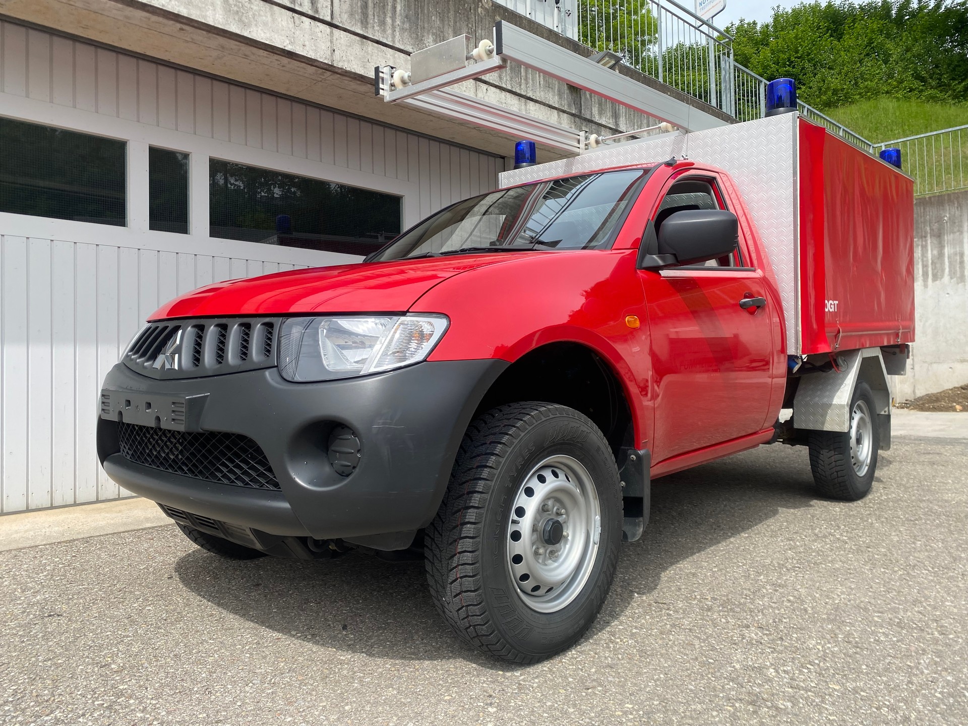 MITSUBISHI 4x4