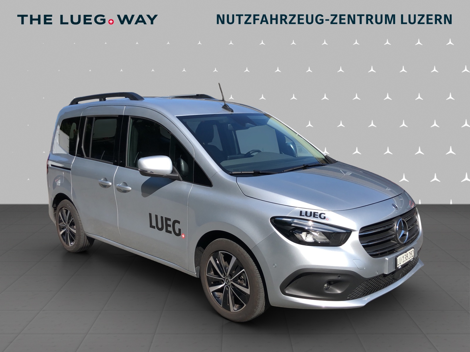 MERCEDES-BENZ T-Klasse 180D Style Automat-image-1