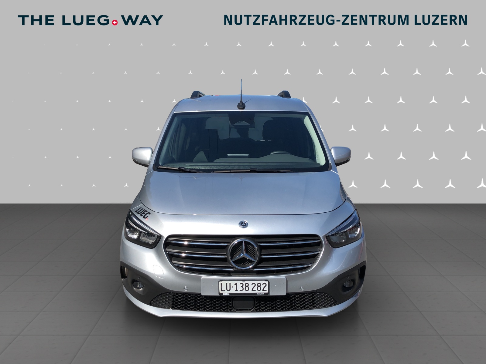 MERCEDES-BENZ T-Klasse 180D Style Automat-image-2