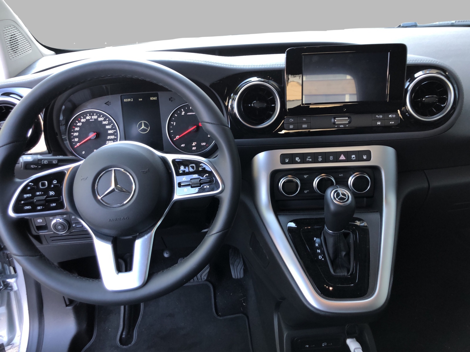 MERCEDES-BENZ T-Klasse 180D Style Automat-image-12