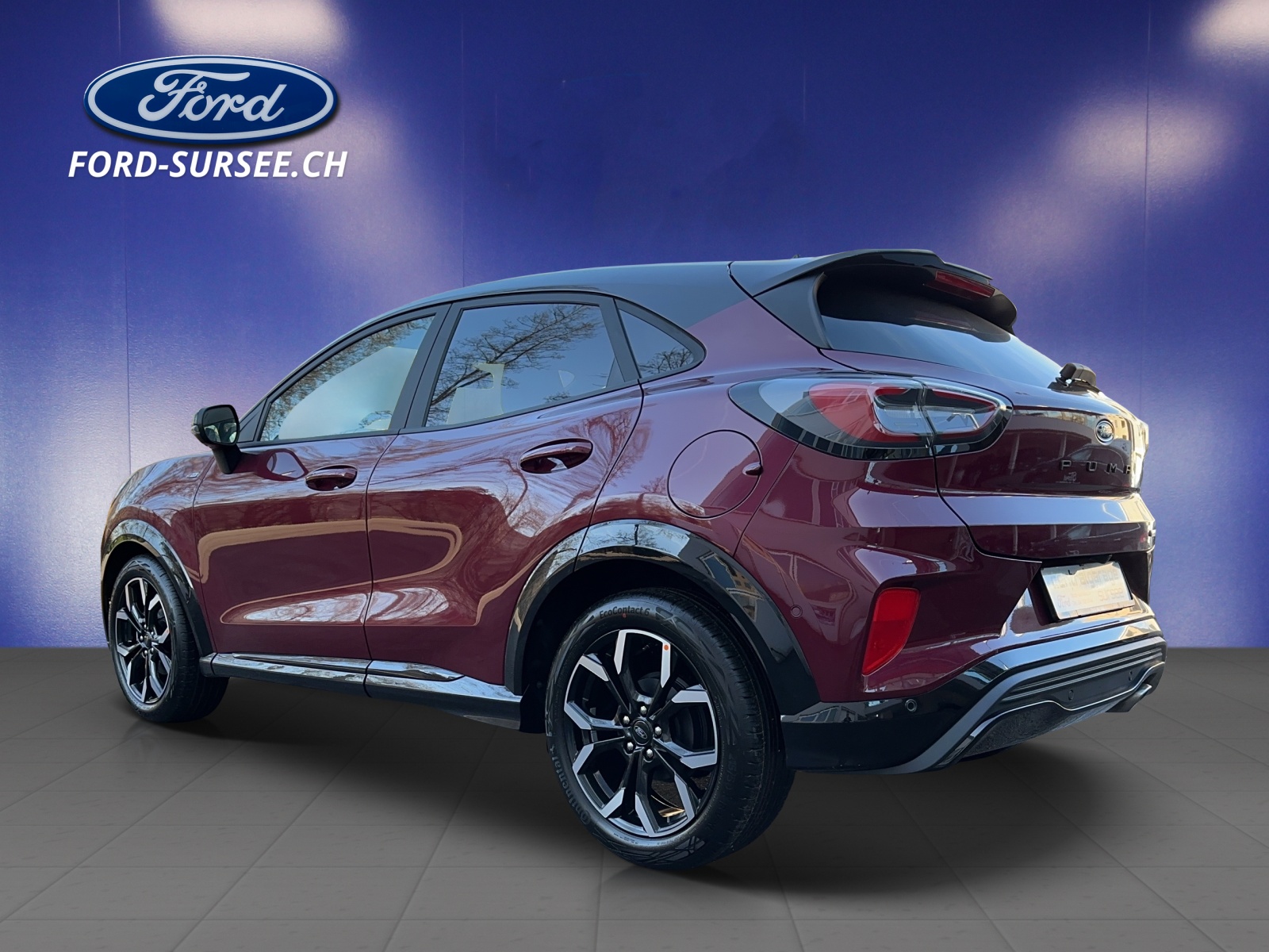 FORD Puma 1.0i EcoBoost Hybrid 125 PS ST-Line X "VIVID RUBY EDITION"-showroom-element-2