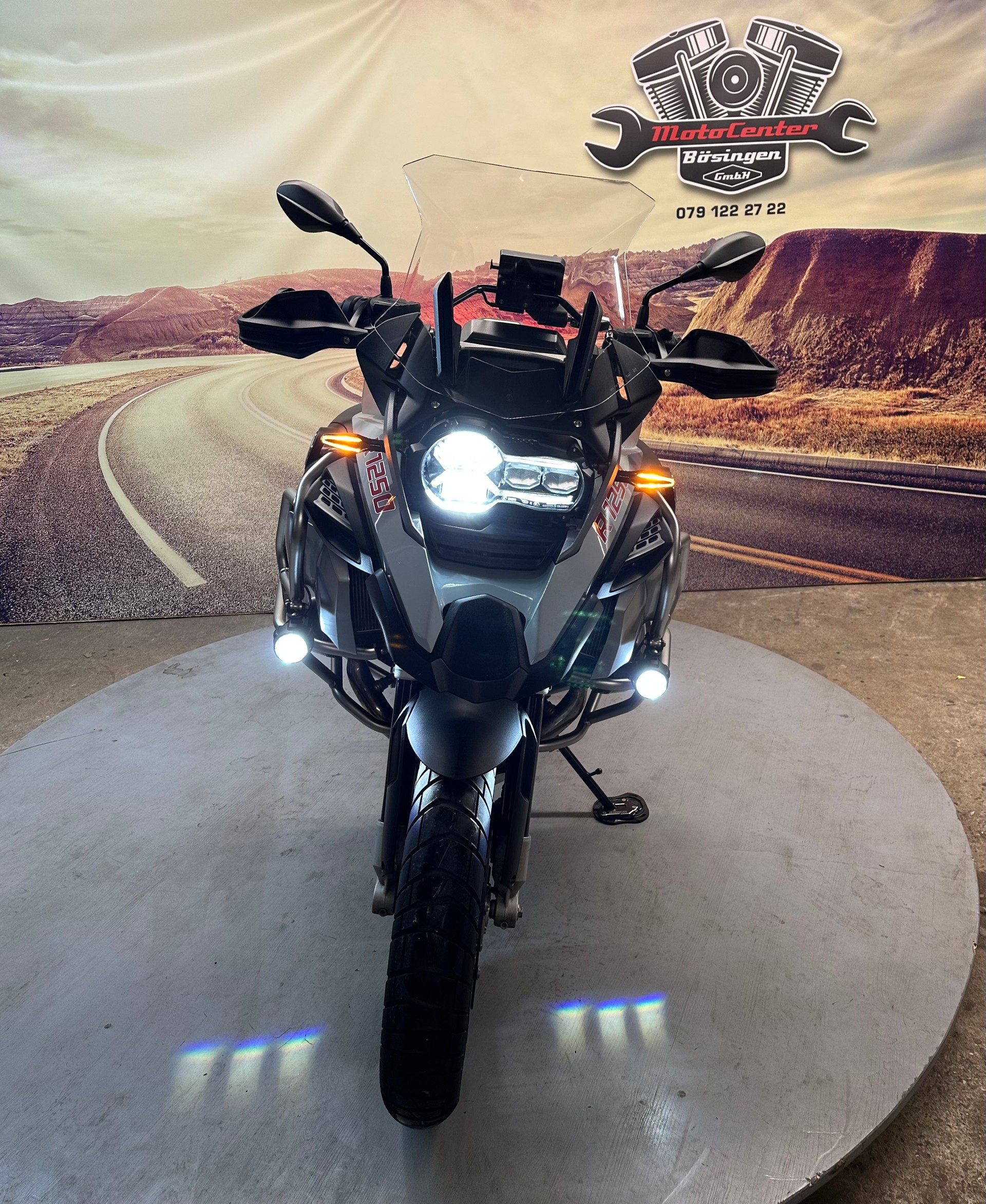 BMW R 1250 GS Adventure-image-2