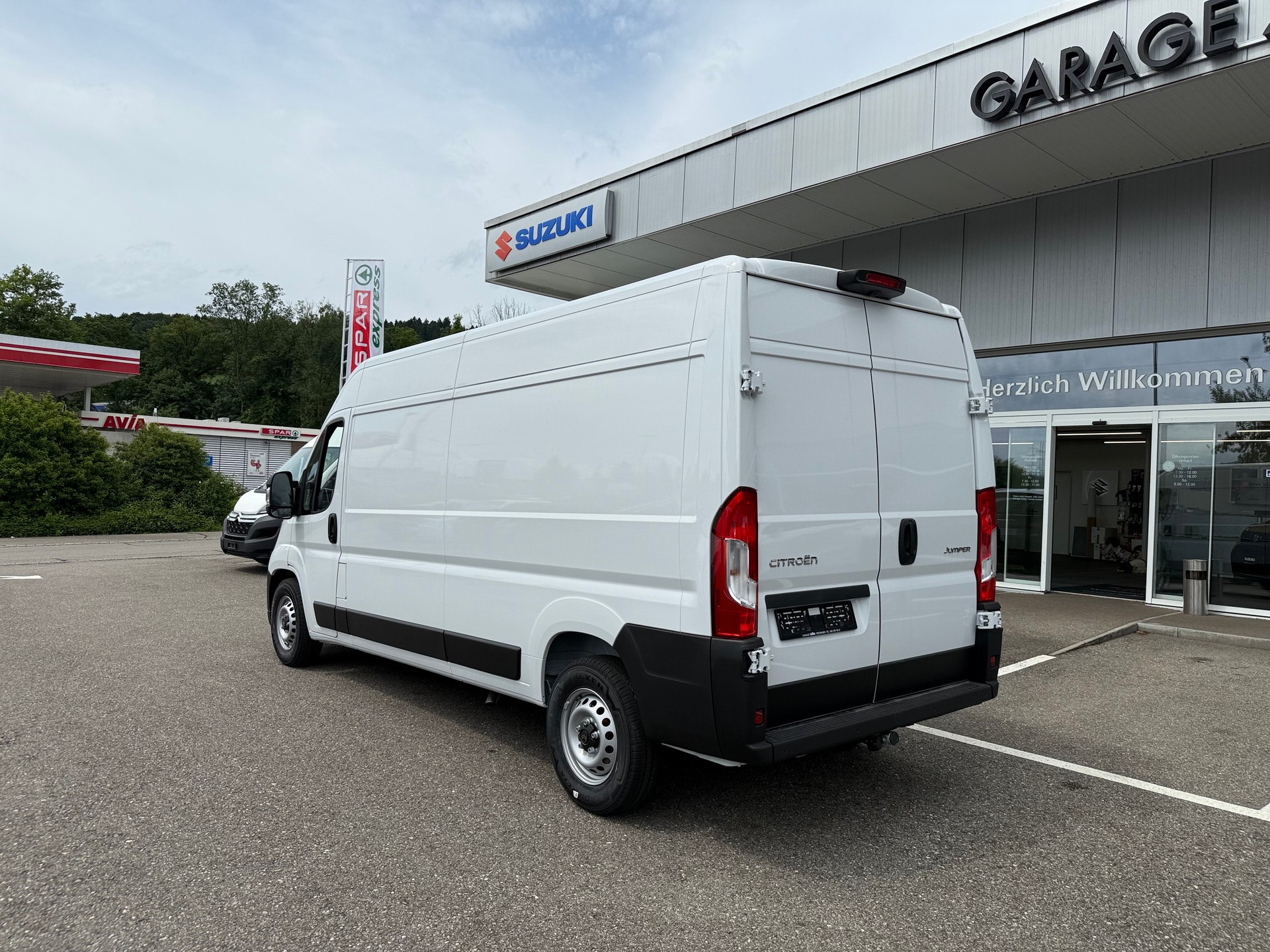 CITROEN Jumper L3H2 35 2.2 BHDI 180 PS AT8 Nebellampen Lederlenkrad. Alle Grössen verfügbar!-showroom-element-3