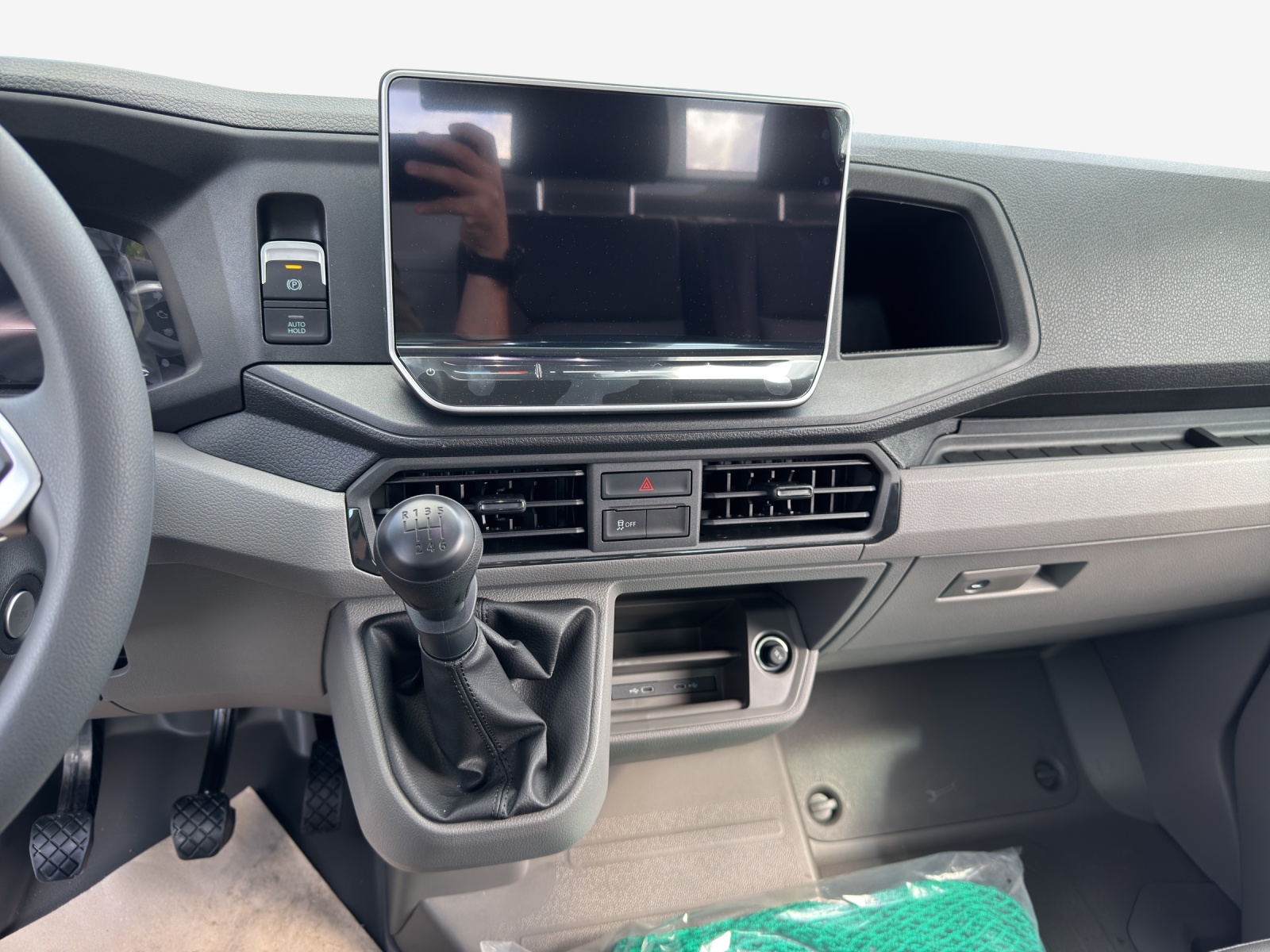 VW Crafter 35 2.0 BiTDI Champion HD L3 Kip./Prit./Kof.+Heb. RWD-image-10