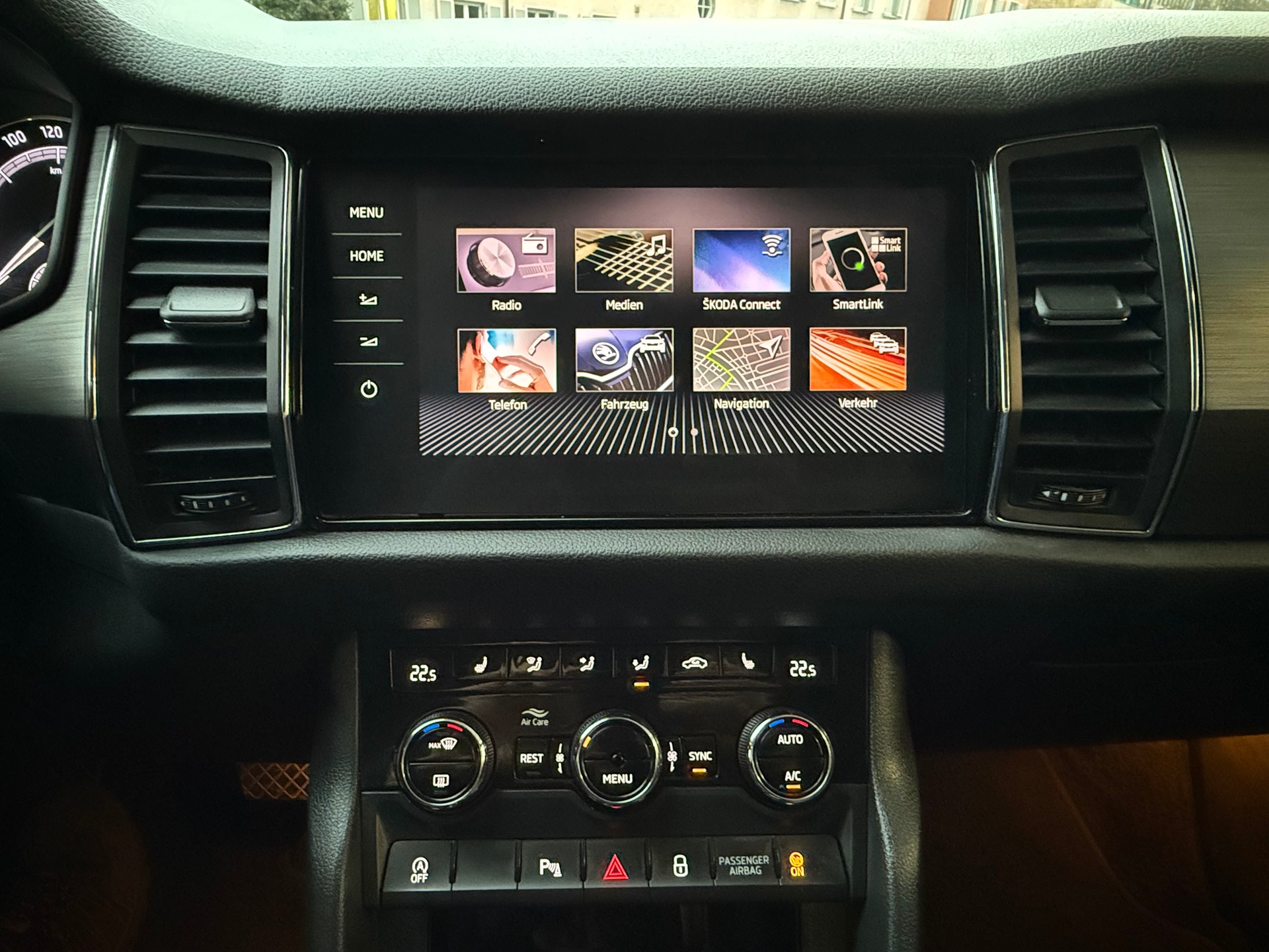 SKODA Kodiaq 2.0 TDI CR Style 4x4 DSG-image-15