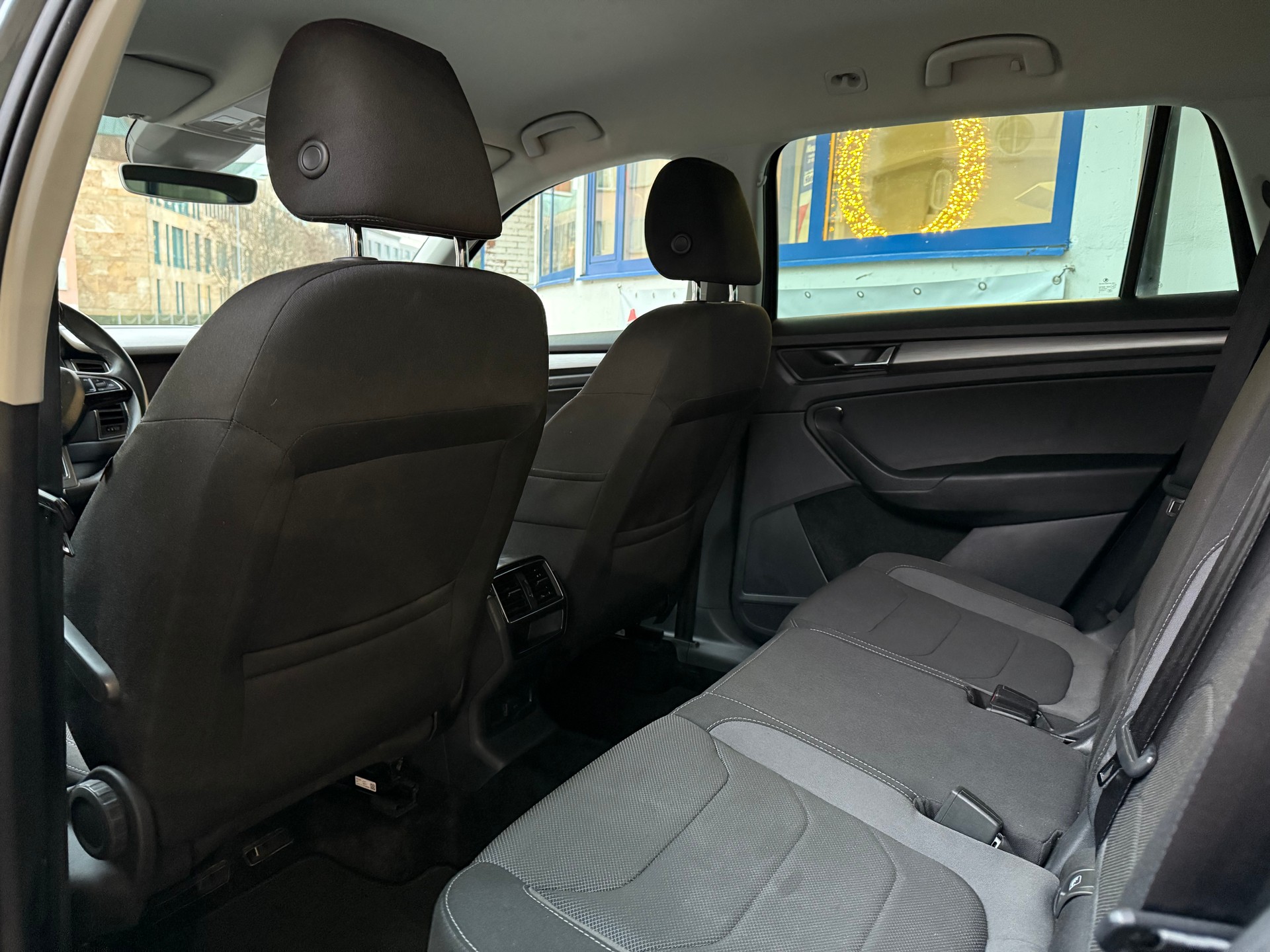 SKODA Kodiaq 2.0 TDI CR Style 4x4 DSG-image-12
