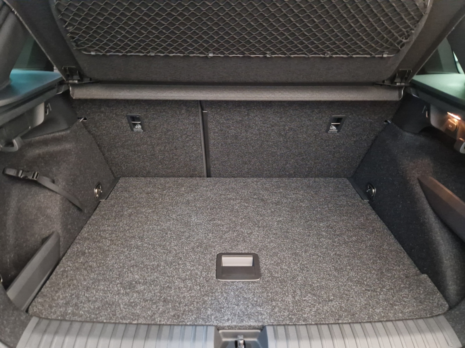 SKODA Kamiq 1.0 TSI Dynamic DSG-image-13