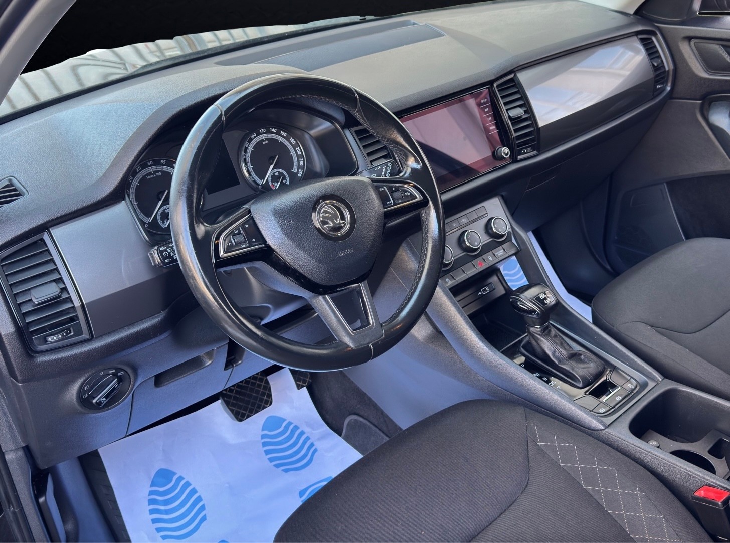SKODA Kodiaq 2.0 TDI CR Ambition 4x4 DSG-image-11