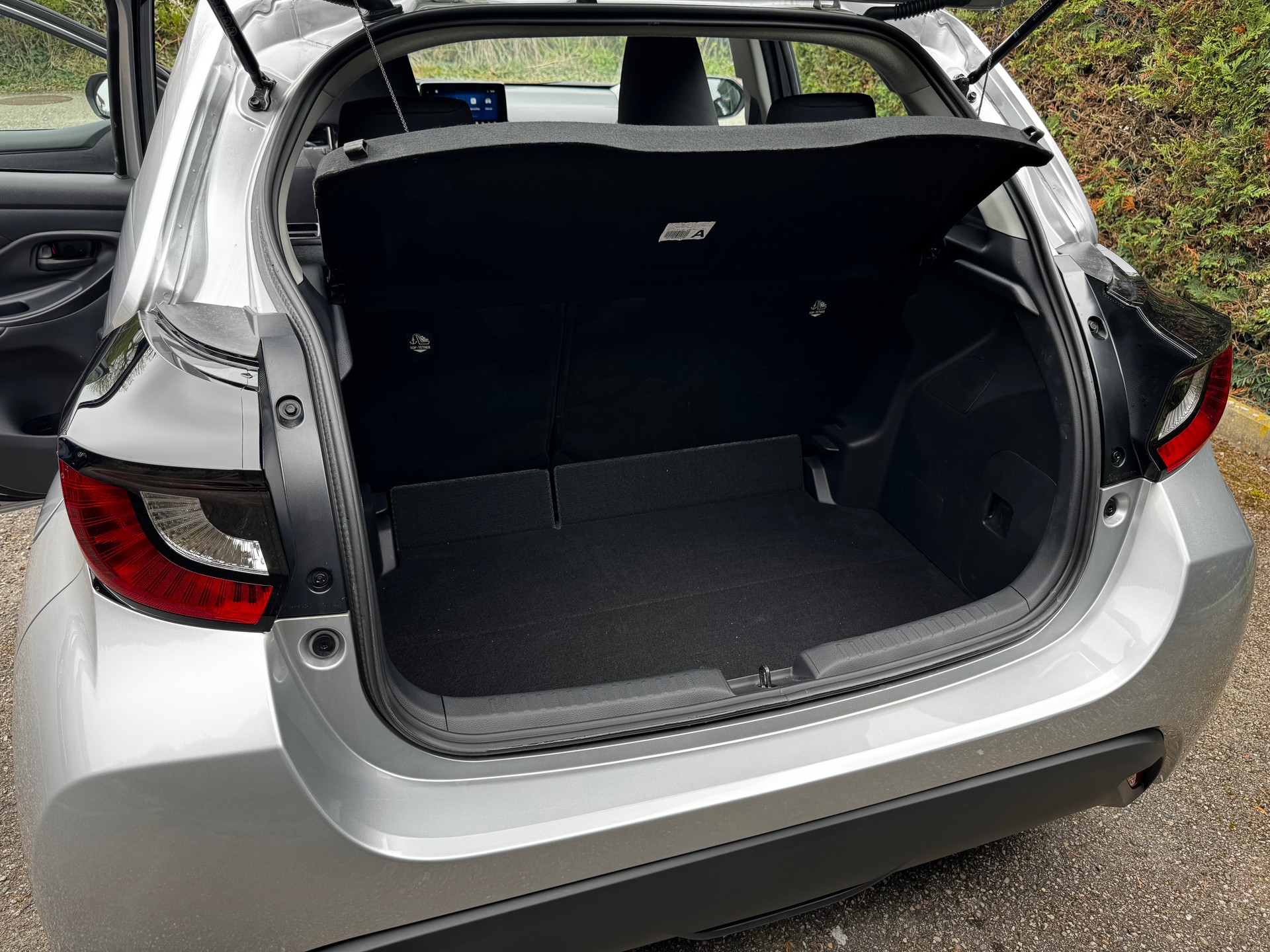 MAZDA 2 Hybrid Prime-line-image-5