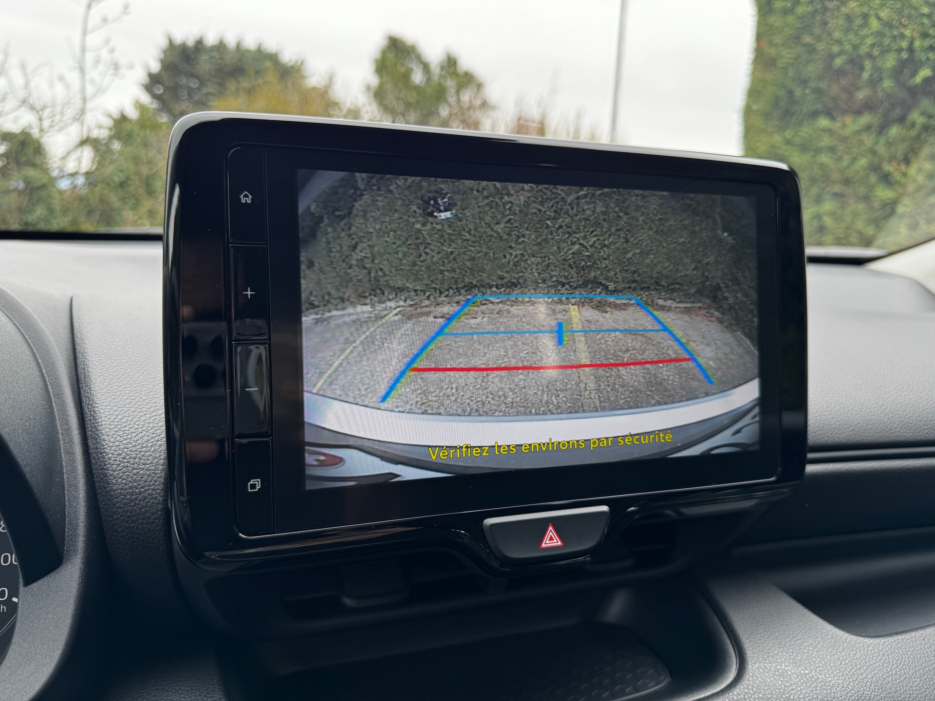 MAZDA 2 Hybrid Prime-line-image-11