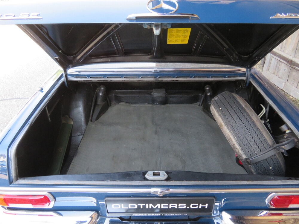 MERCEDES-BENZ 250 SE-image-12