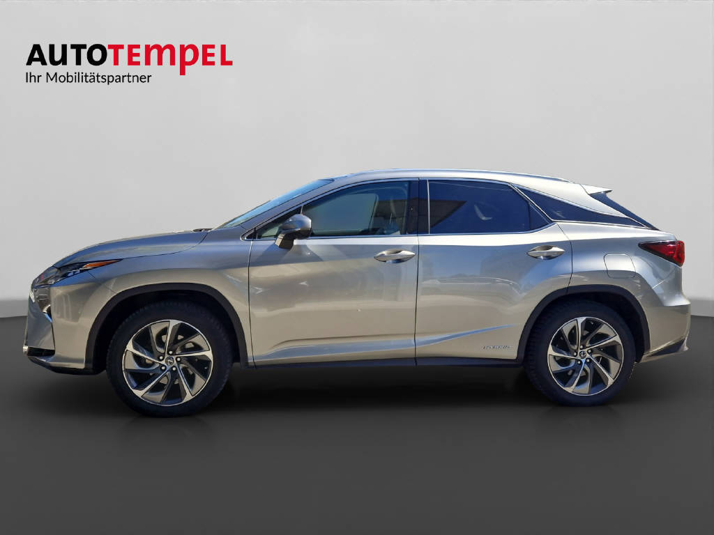 LEXUS RX 450h Excellence-showroom-element-1