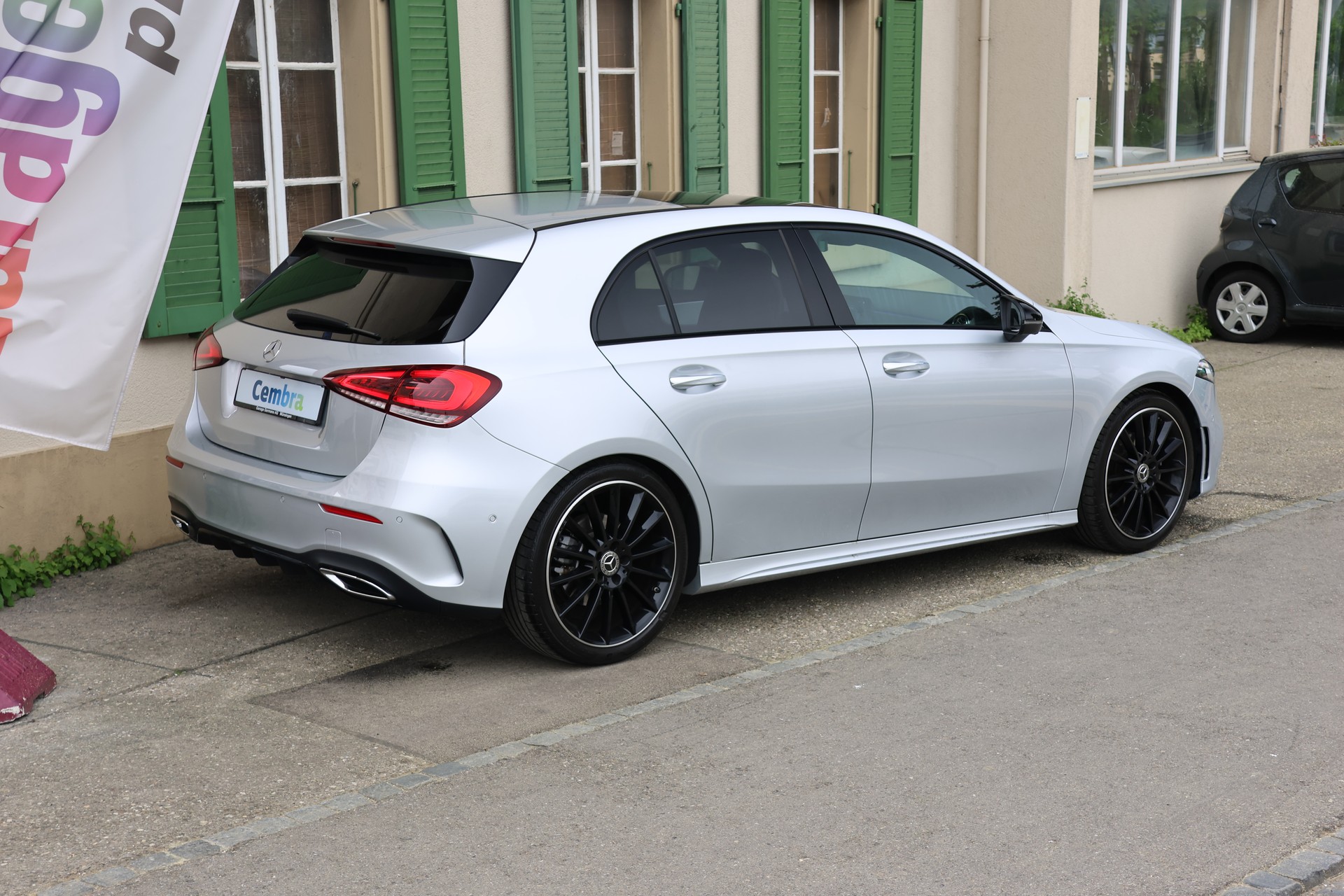 MERCEDES-BENZ A 200 4Matic AMG Line 8G-DCT (CH)-image-5