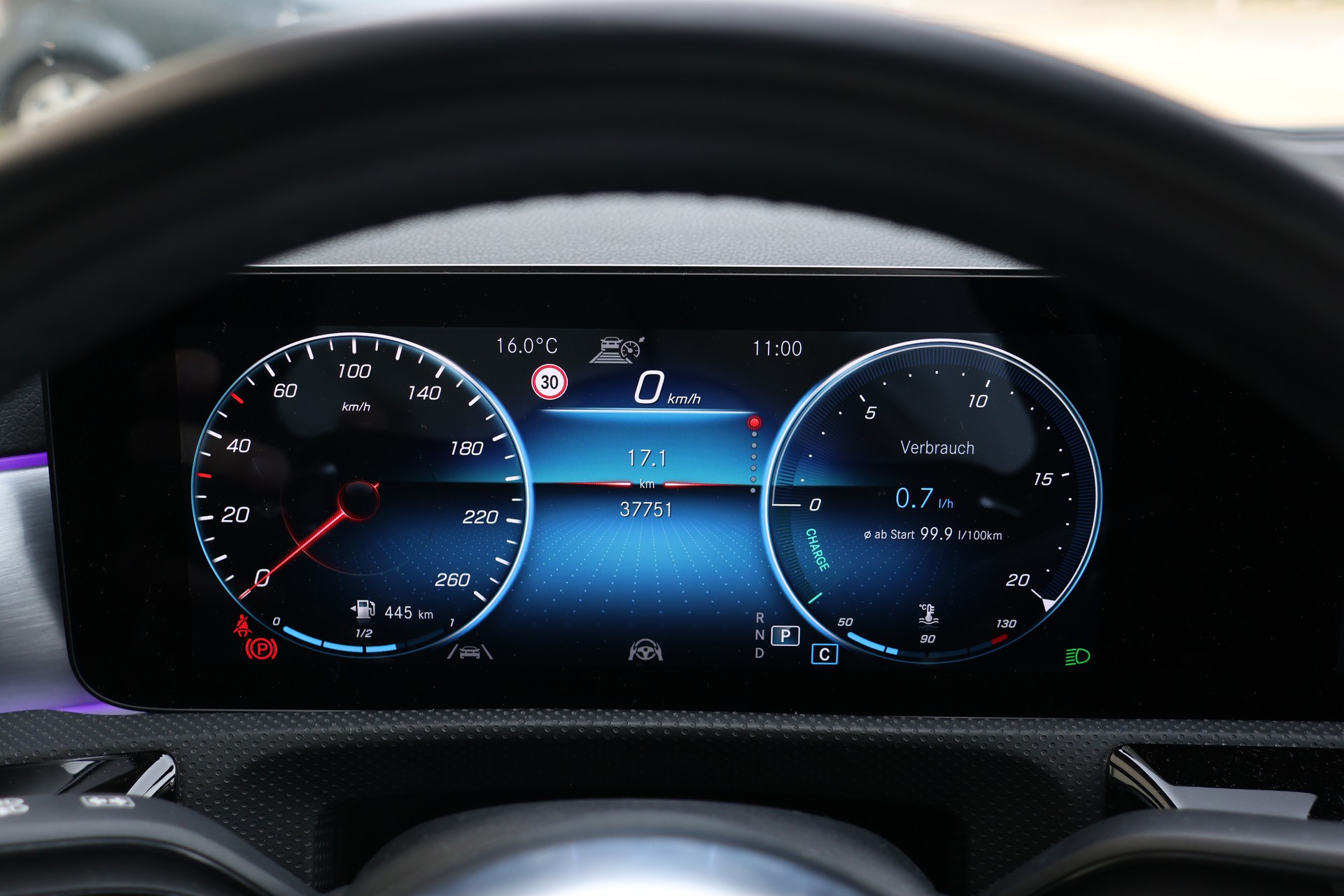 MERCEDES-BENZ A 200 4Matic AMG Line 8G-DCT (CH)-image-14
