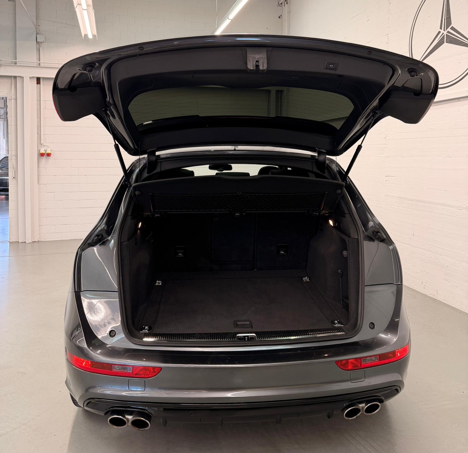 AUDI SQ5 3.0 TDI plus quattro tiptronic Limited Grey Performance CH-Fahrzeug-image-9