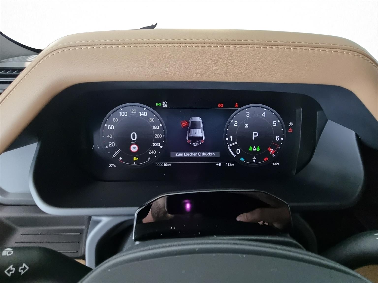LAND ROVER Defender 110 X-Dynamic SE AWD-image-11