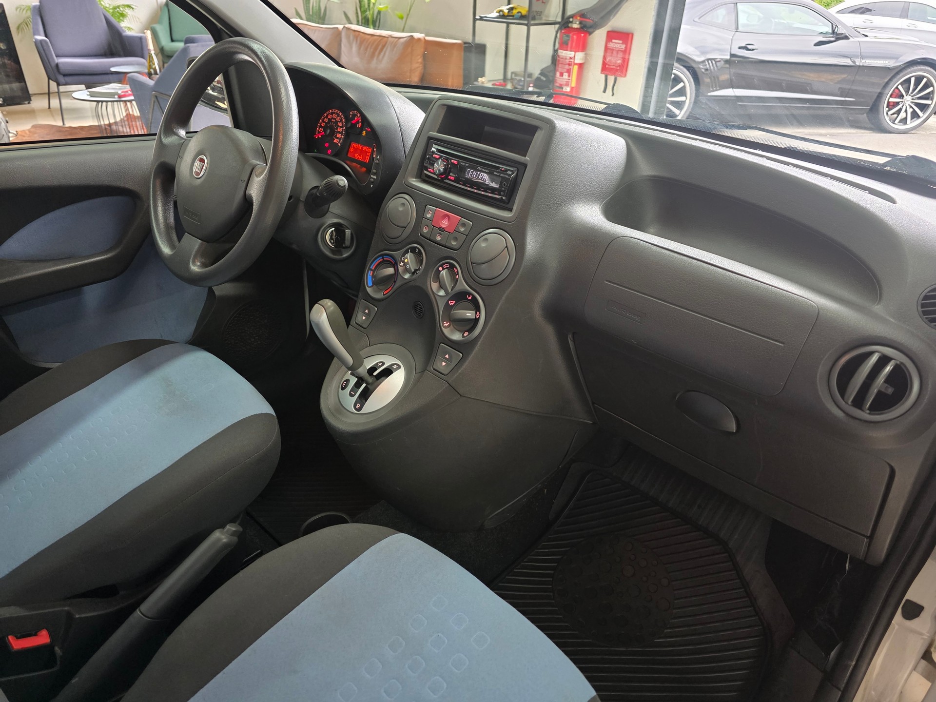 FIAT Panda 1.2 Dynamic-image-8