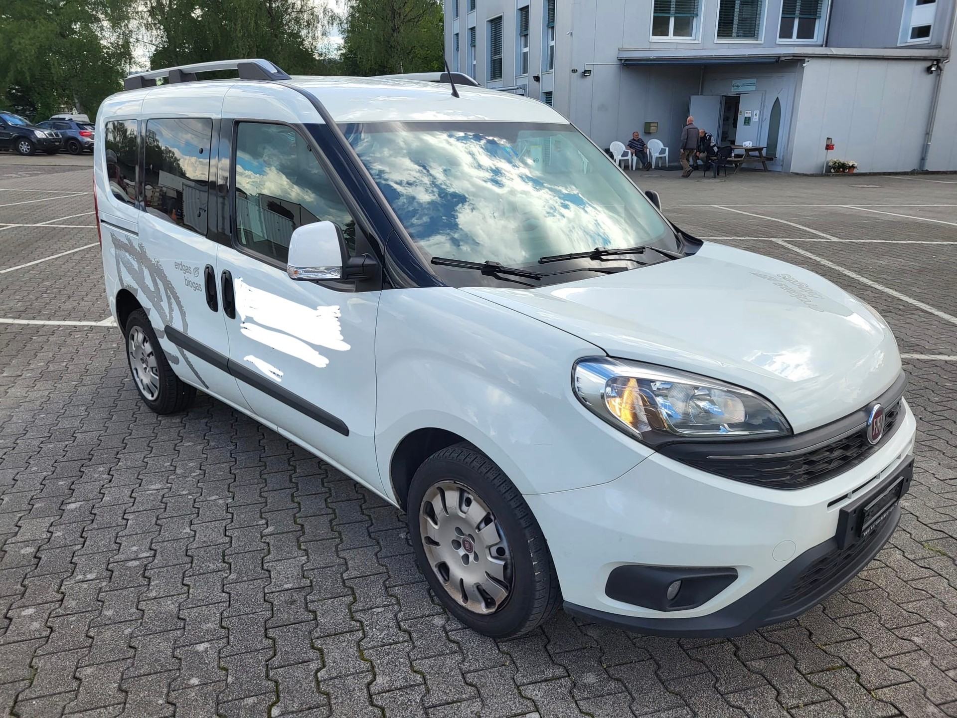 FIAT Doblò 1.4 T-Jet Natural Power Lounge-image-7