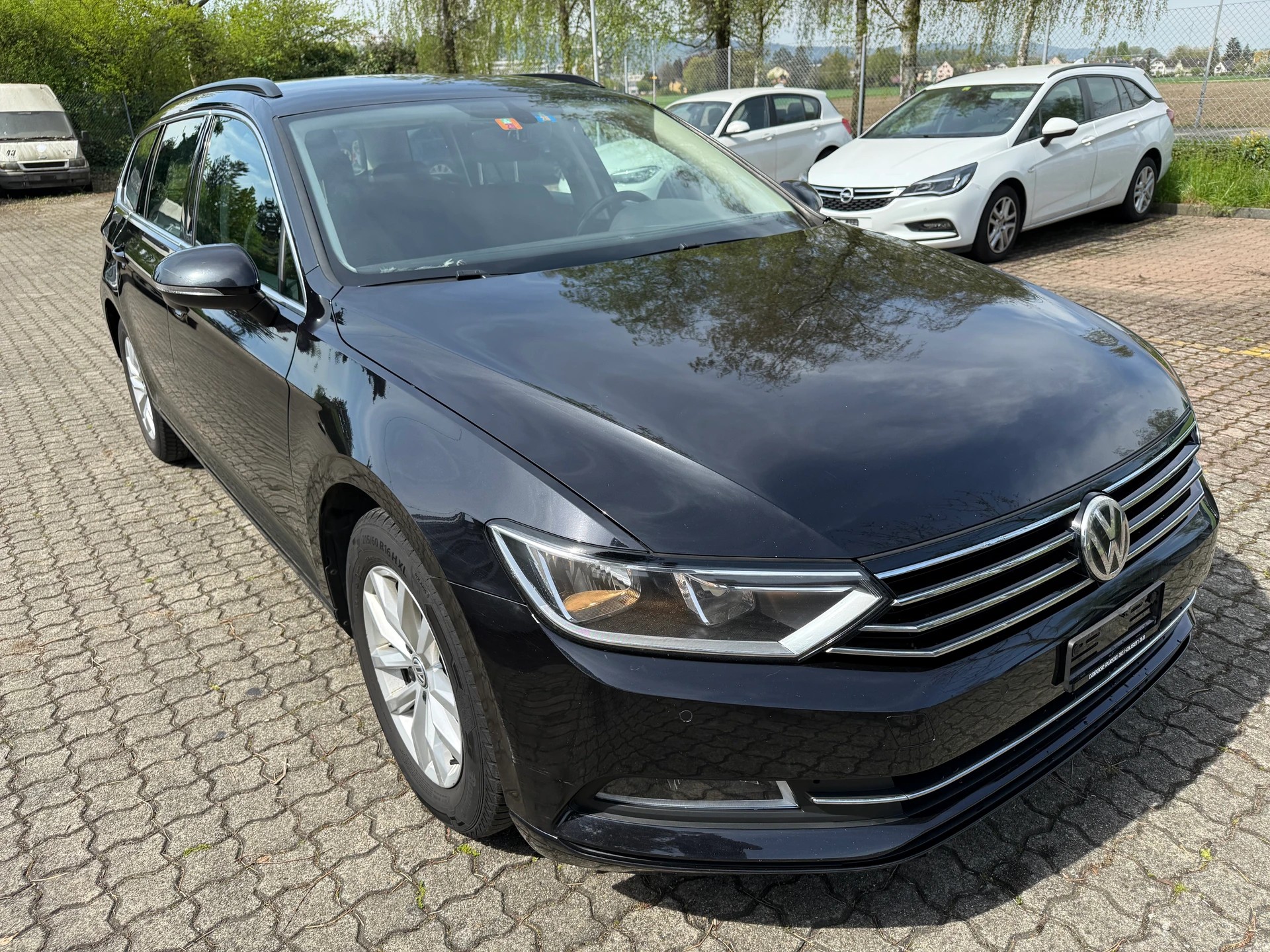 VW Passat Variant 2.0 TDI BMT Comfortline DSG-image-2