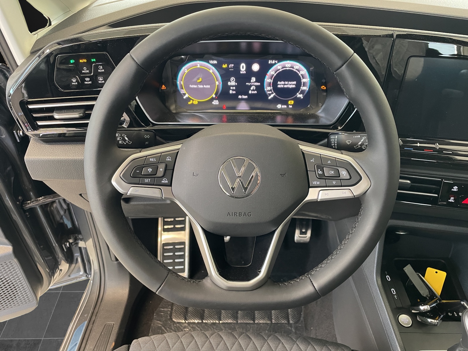 VW Caddy Dark Label 2.0 TDI 4Motion-image-10