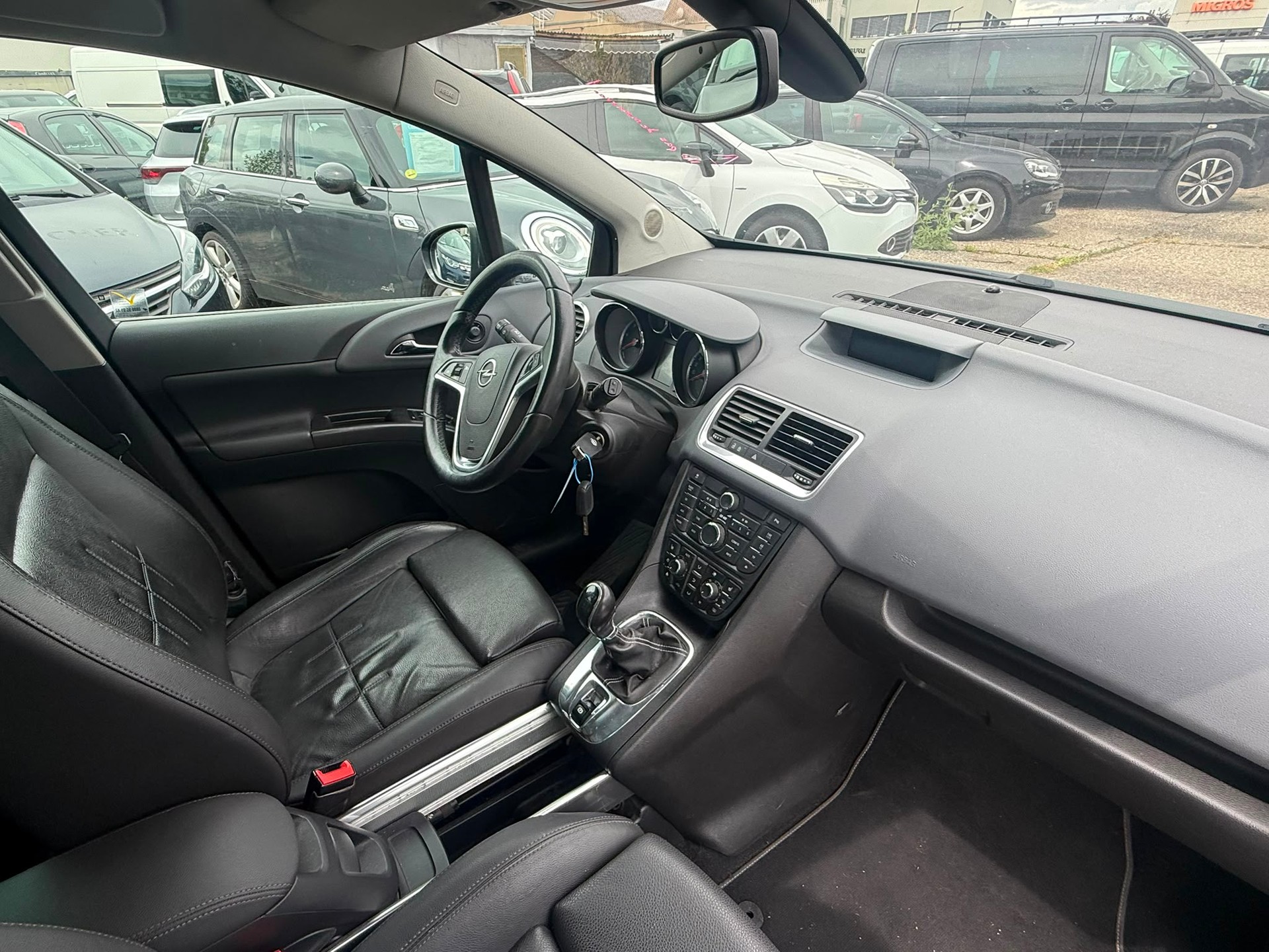 OPEL Meriva 1.7 CDTi Cosmo-image-8