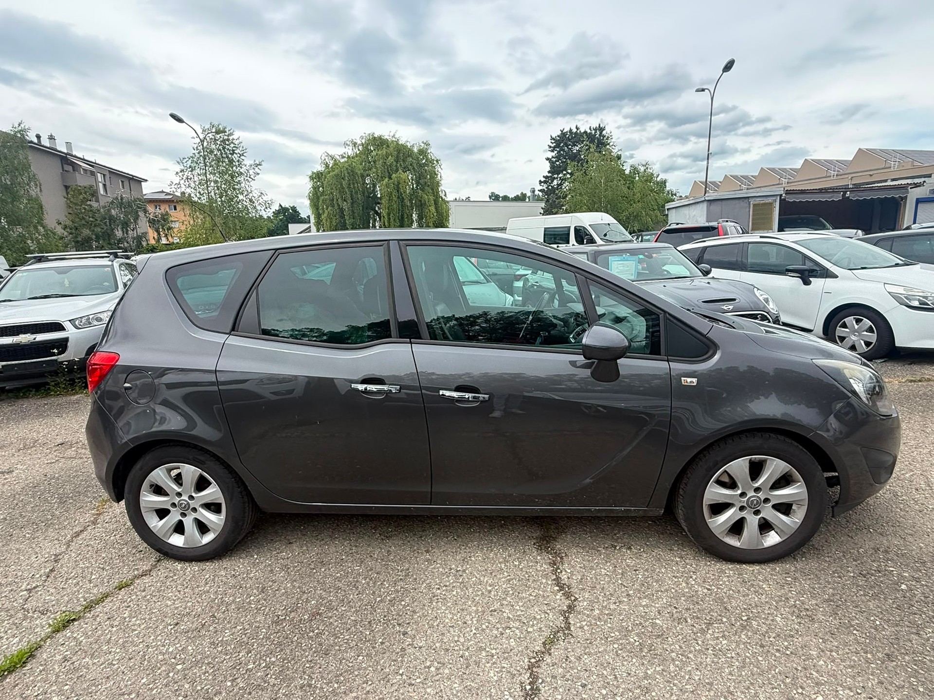 OPEL Meriva 1.7 CDTi Cosmo-image-2