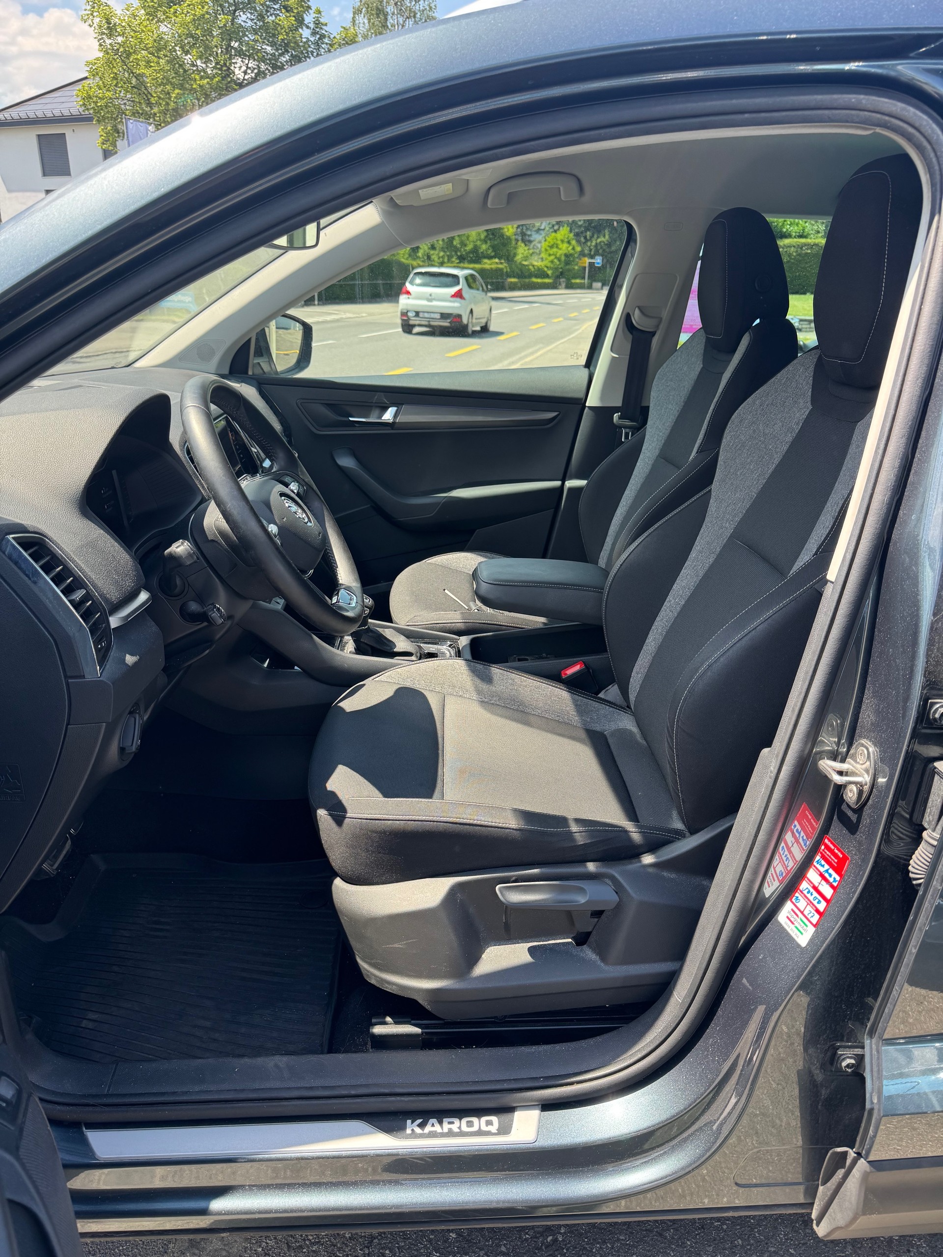 SKODA Karoq 2.0 TDI Drive 4x4 DSG-image-31