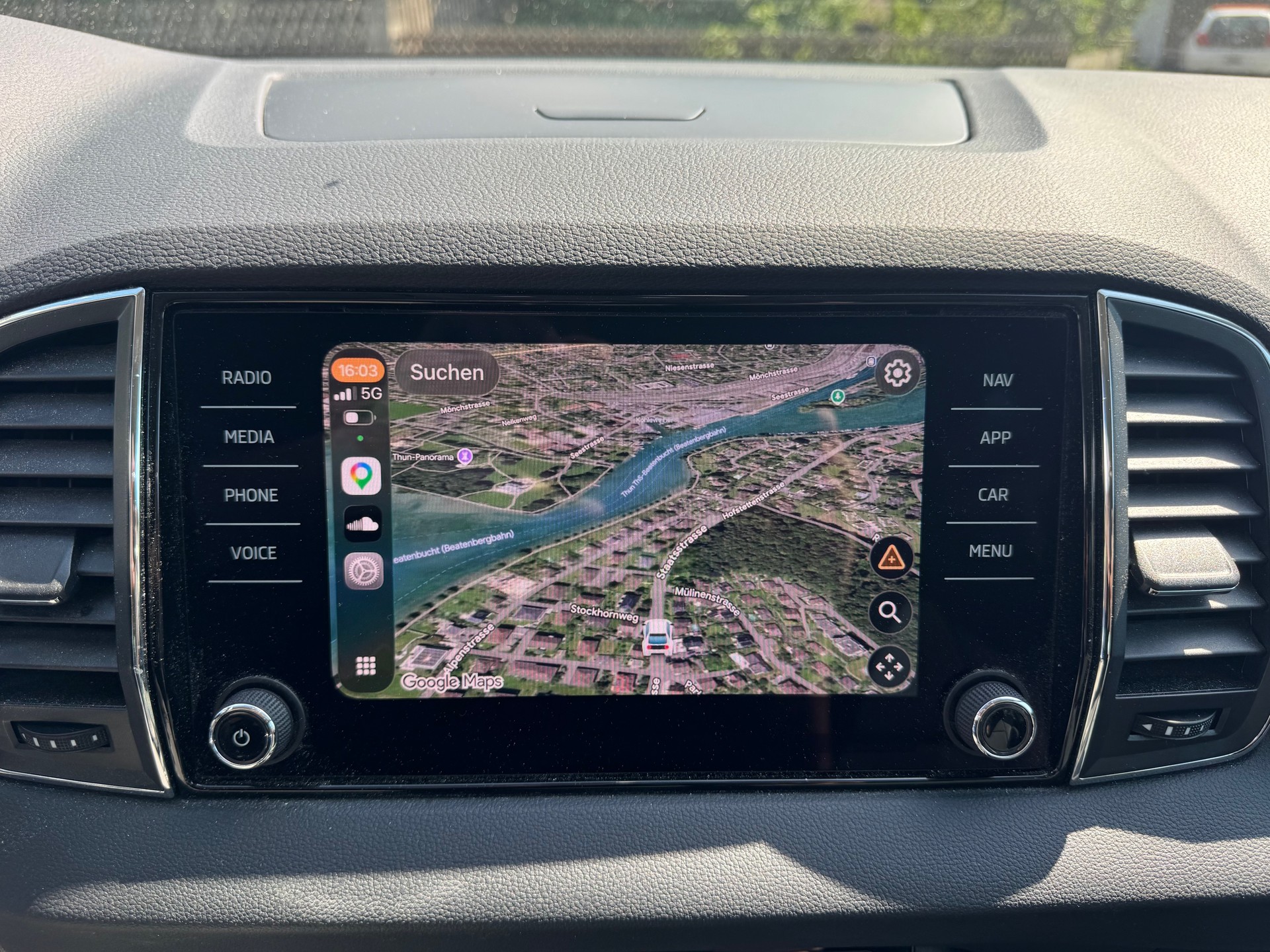 SKODA Karoq 2.0 TDI Drive 4x4 DSG-image-16