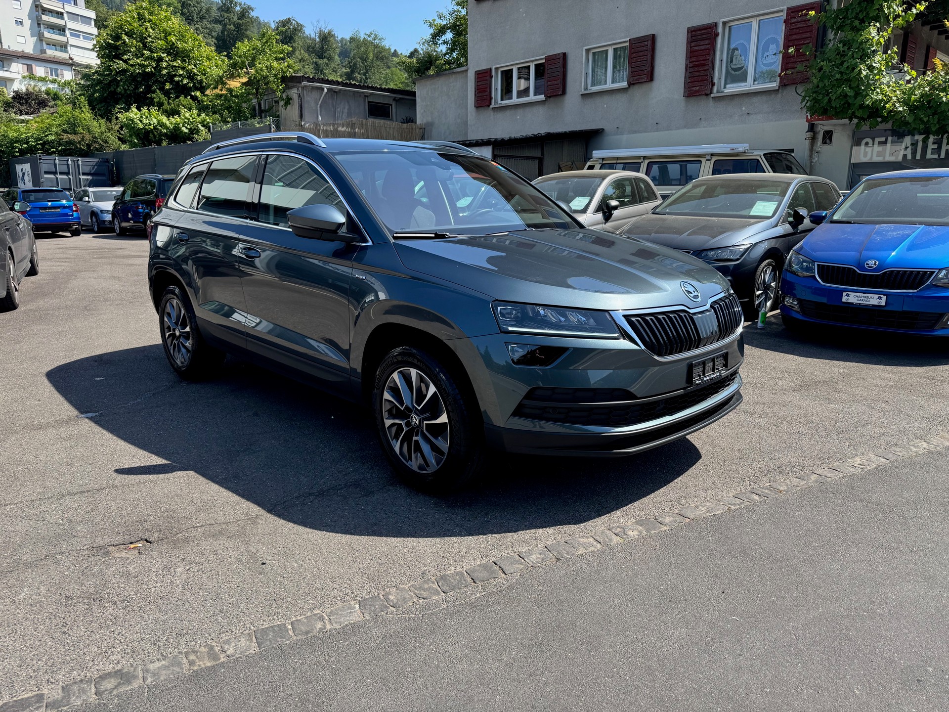 SKODA Karoq 2.0 TDI Drive 4x4 DSG-image-4