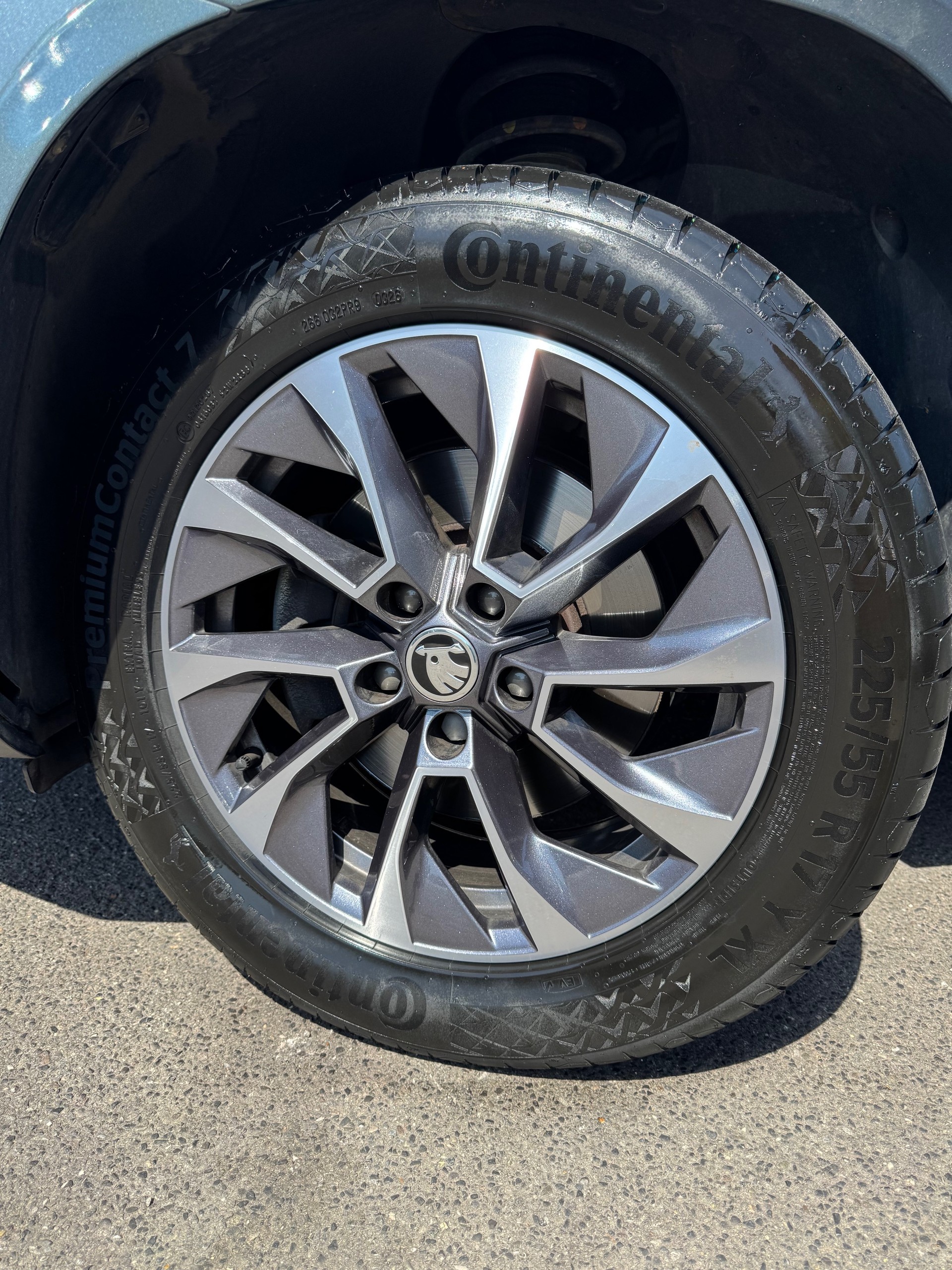 SKODA Karoq 2.0 TDI Drive 4x4 DSG-showroom-element-1
