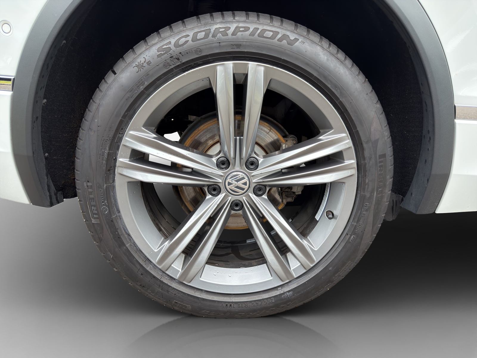 VW Tiguan Allspace 2.0TSI Highline 4Motion DSG-image-13