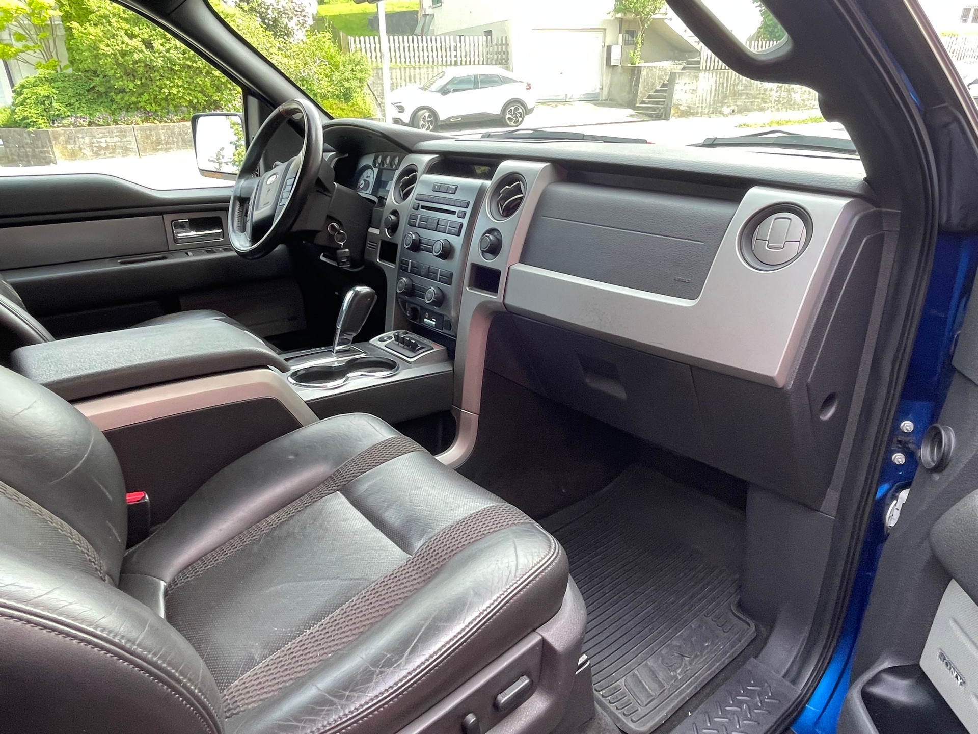 FORD F150 Raptor SVT-image-5