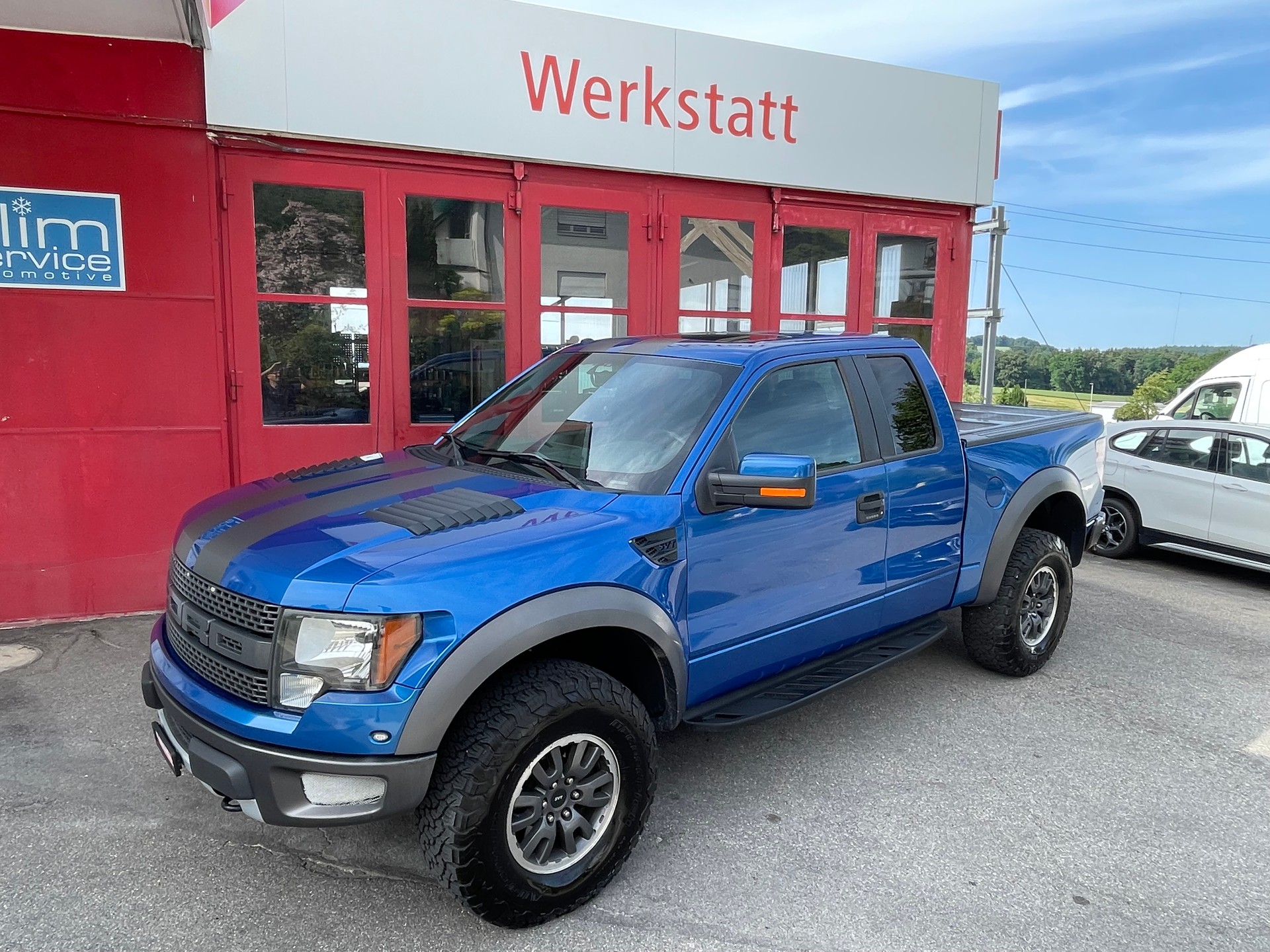 FORD F150 Raptor SVT-image-1